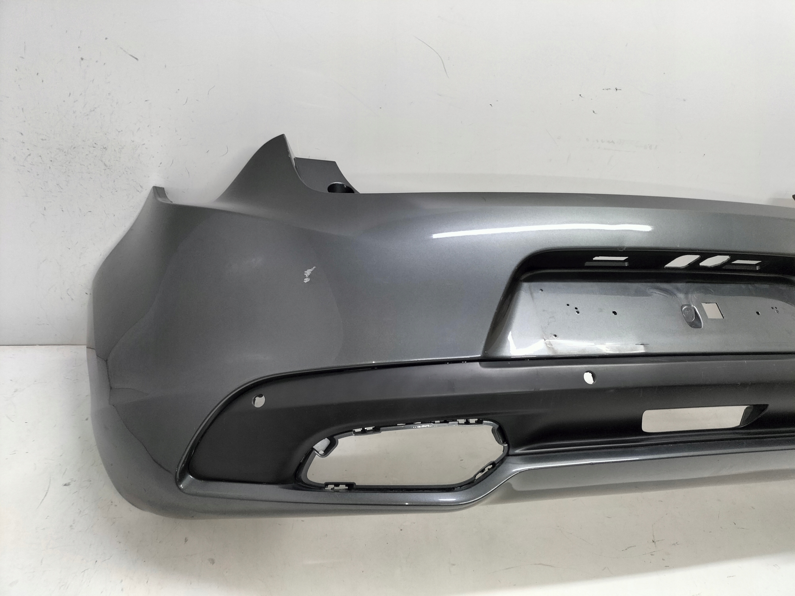 ZADNÝ NÁRAZNÍK CITROEN DS5 11-