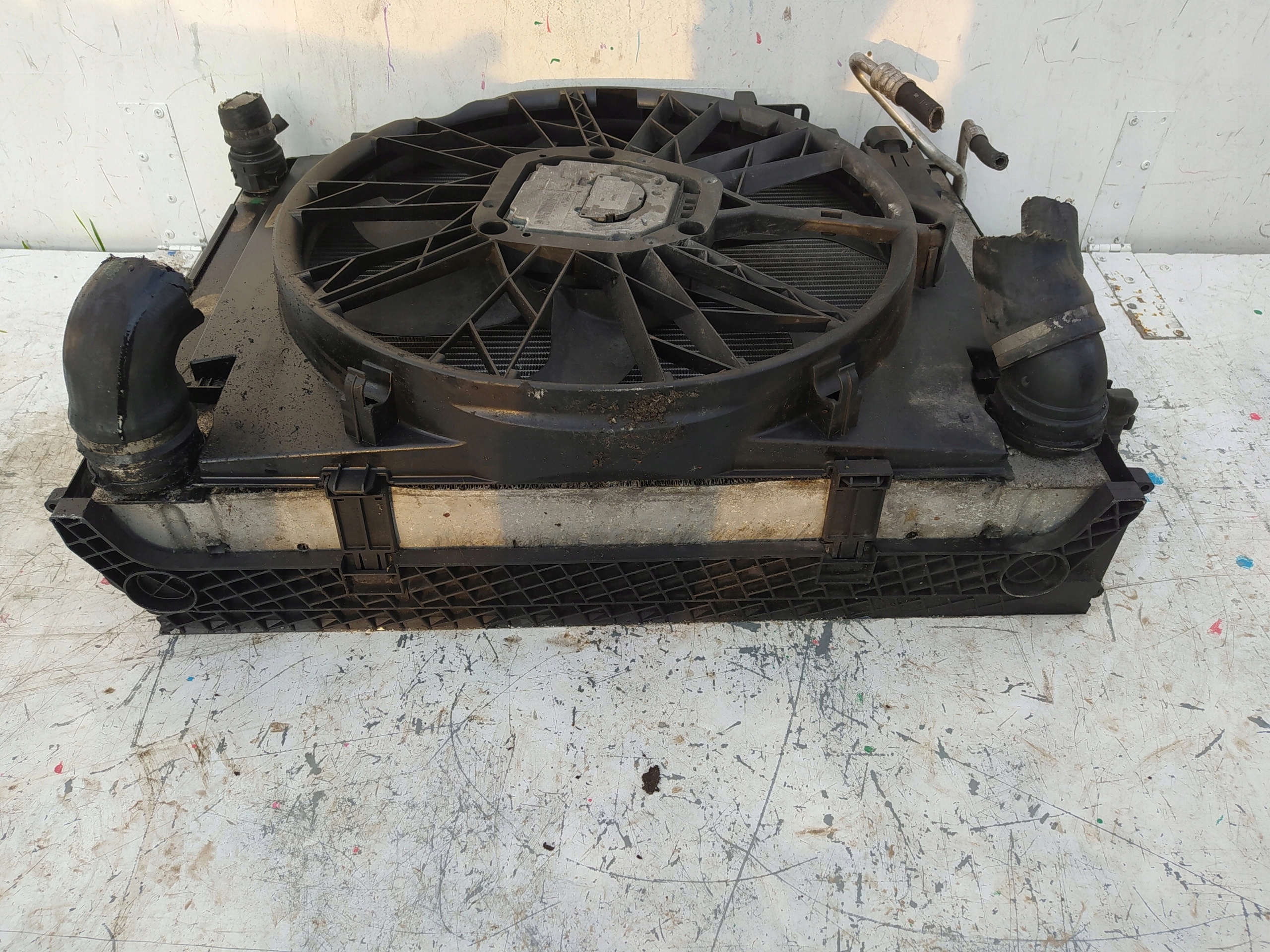 BMW 5 E60 3.0D VENTILATOR, CHLADIČE