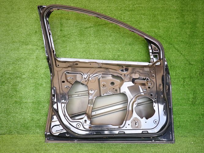 FORD FOCUS MK3 III LAVE PREDNE DVERE