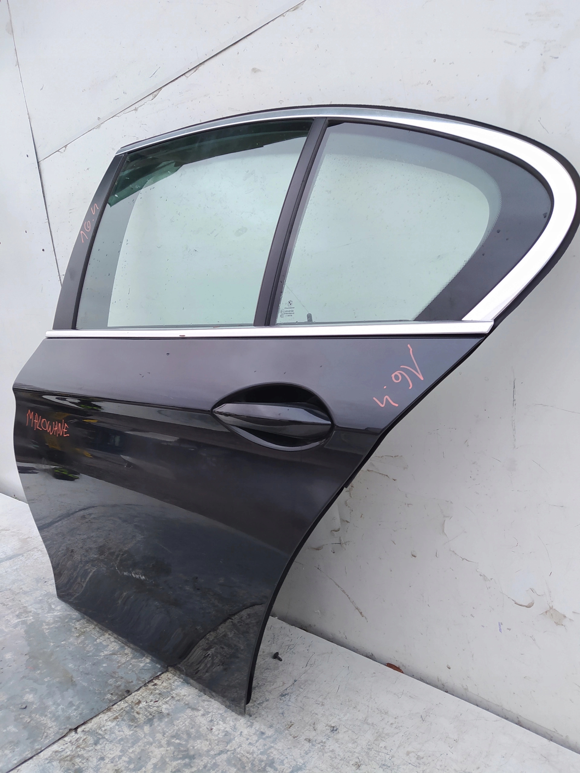 BMW 5 F10 LAVE ZADNE DVERE