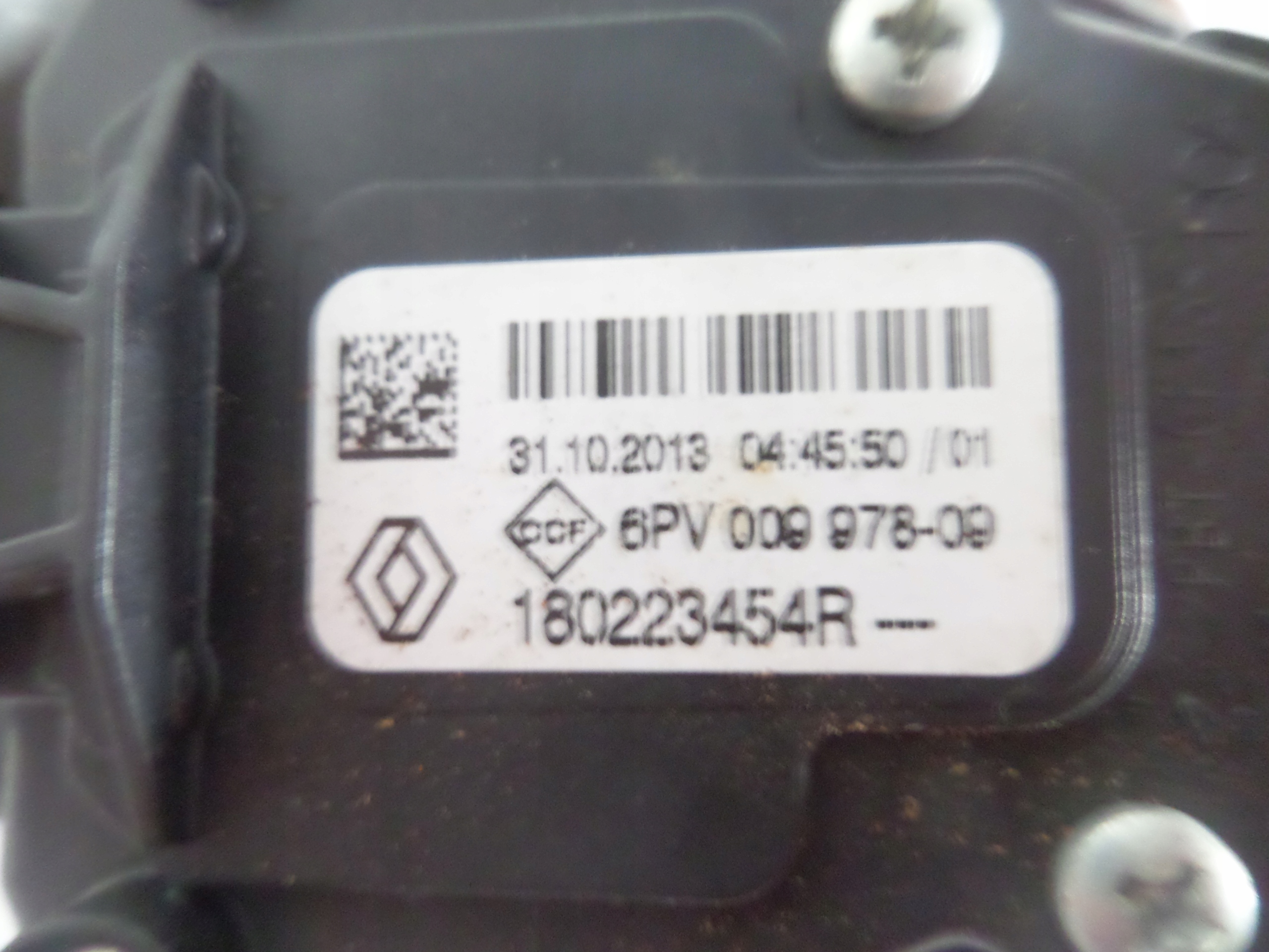 PLYNOVOVÝ A BRZDOVÝ PEDÁL RENAULT CLIO IV 12-