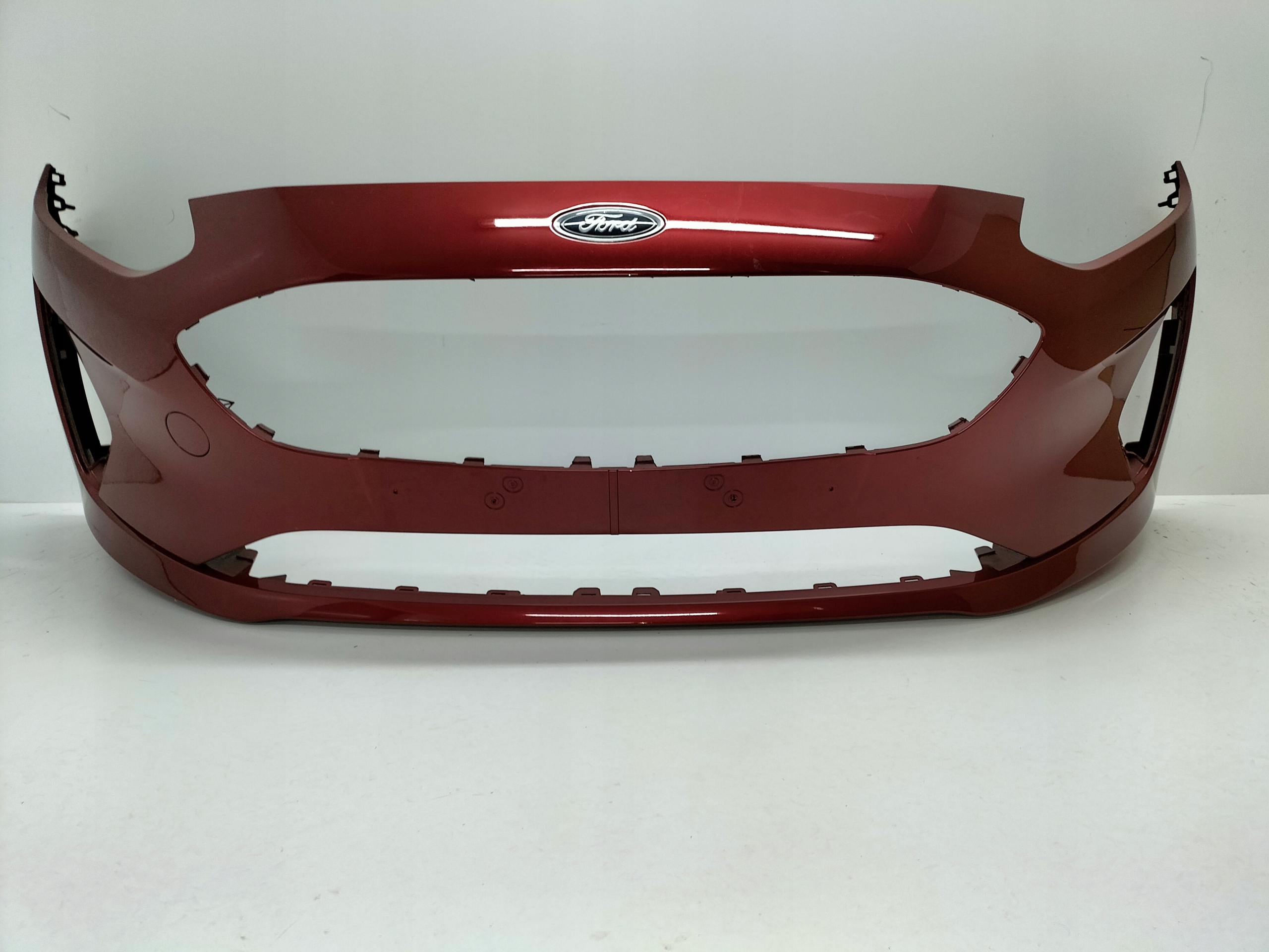 PREDNÝ NÁRAZNÍK FORD FIESTA MK8 17-