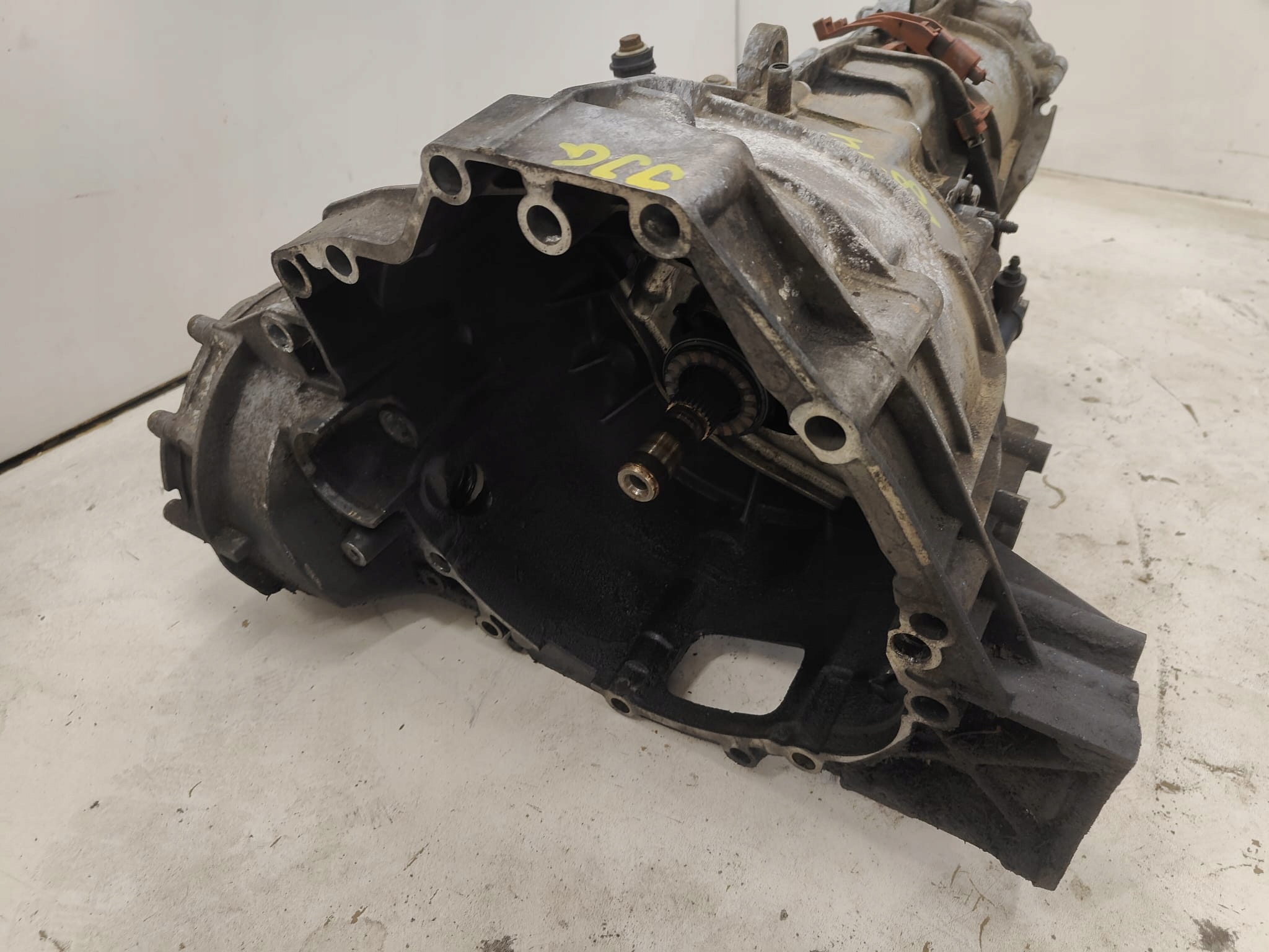 Audi a4 b8 2.0 tdi JJG PREVODOVKA MANUAL