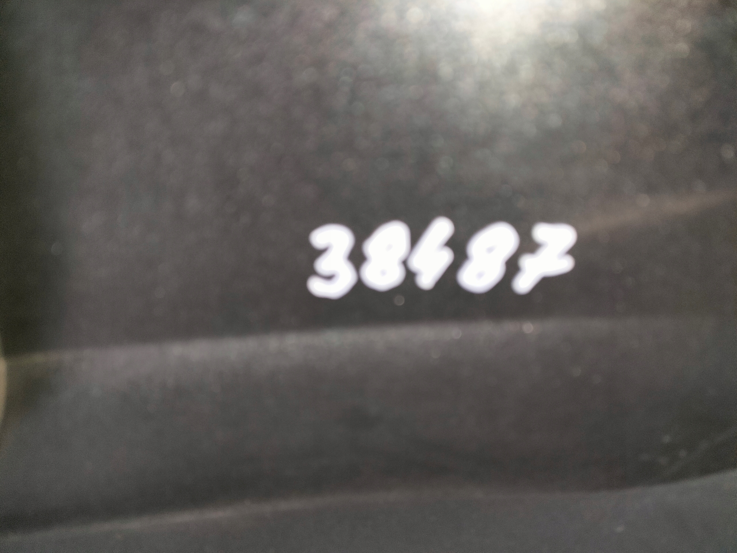 ZADNÝ NÁRAZNÍK VW TAIGO 21-