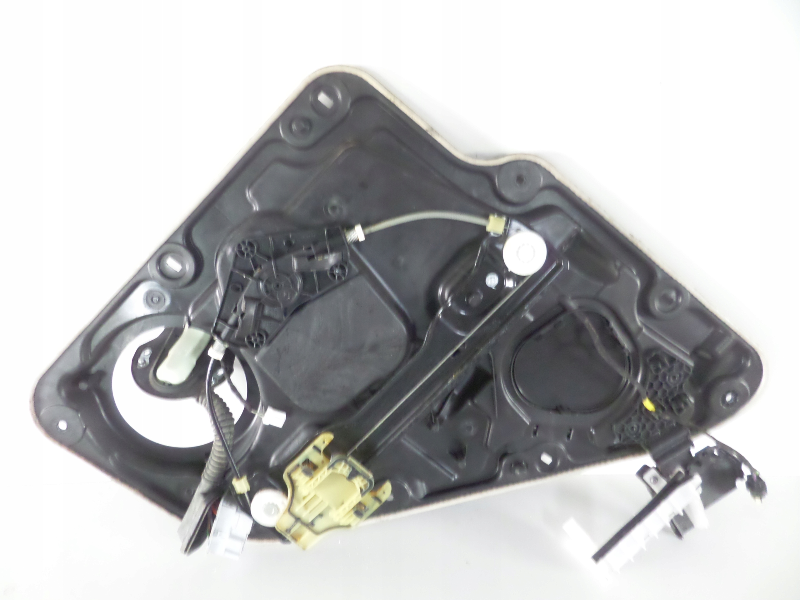 LAVE ZADNE STAHOVANIE OKNA JEEP GRAND CHEROKEE WK2 10-