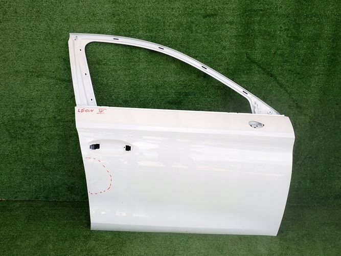 SEAT LEON IV PRAVE PREDNE DVERE