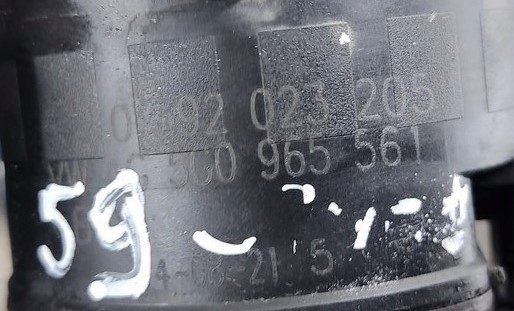 POMOCNÁ VODNÁ PUMPA AUDI A3 8V 2.0 TDI 0392023205 5C0965561 2012-16