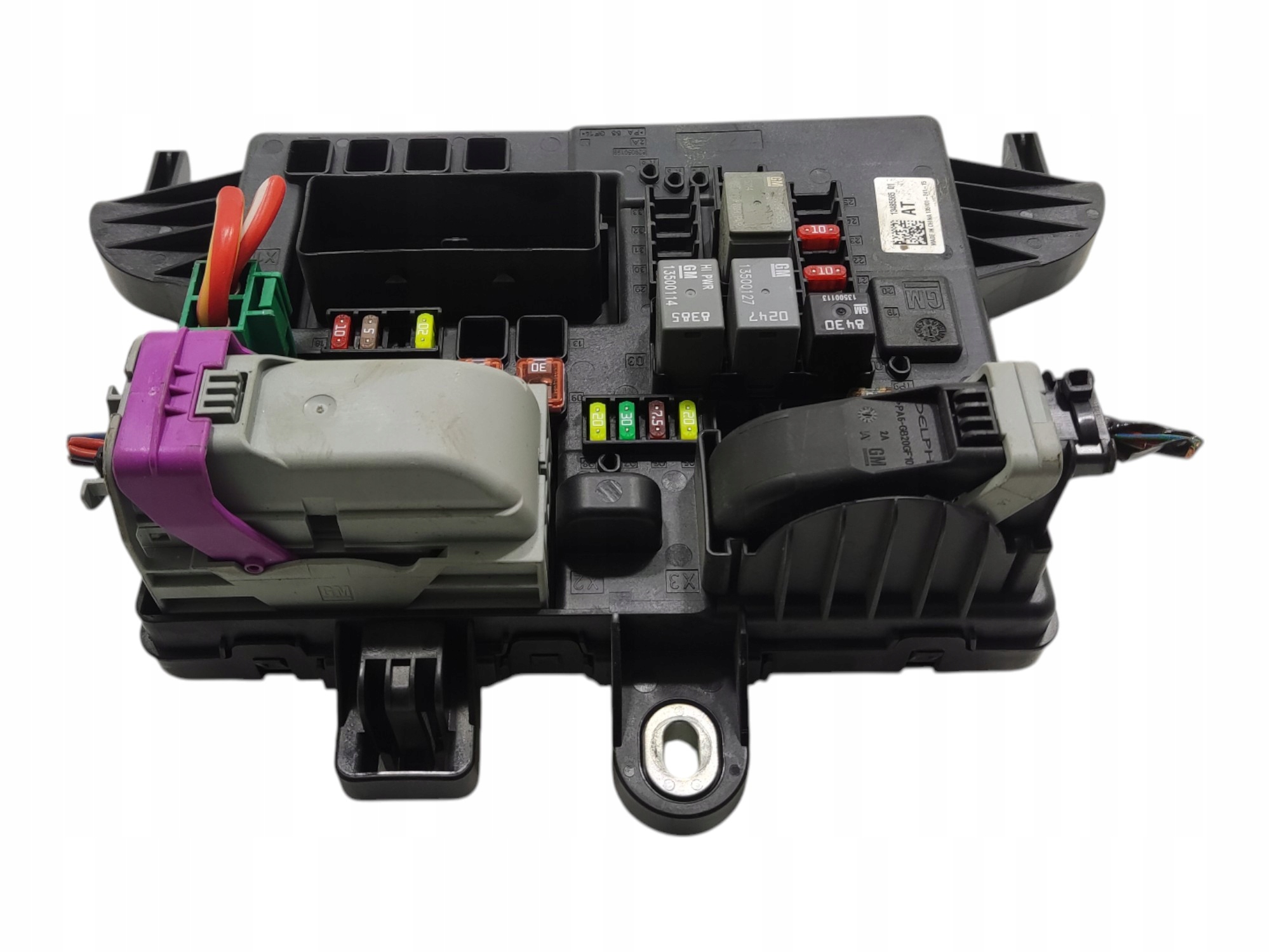 POISTKOVA SKRINKA OPEL INSIGNIA I A 2013-2017 LIFT 13485565