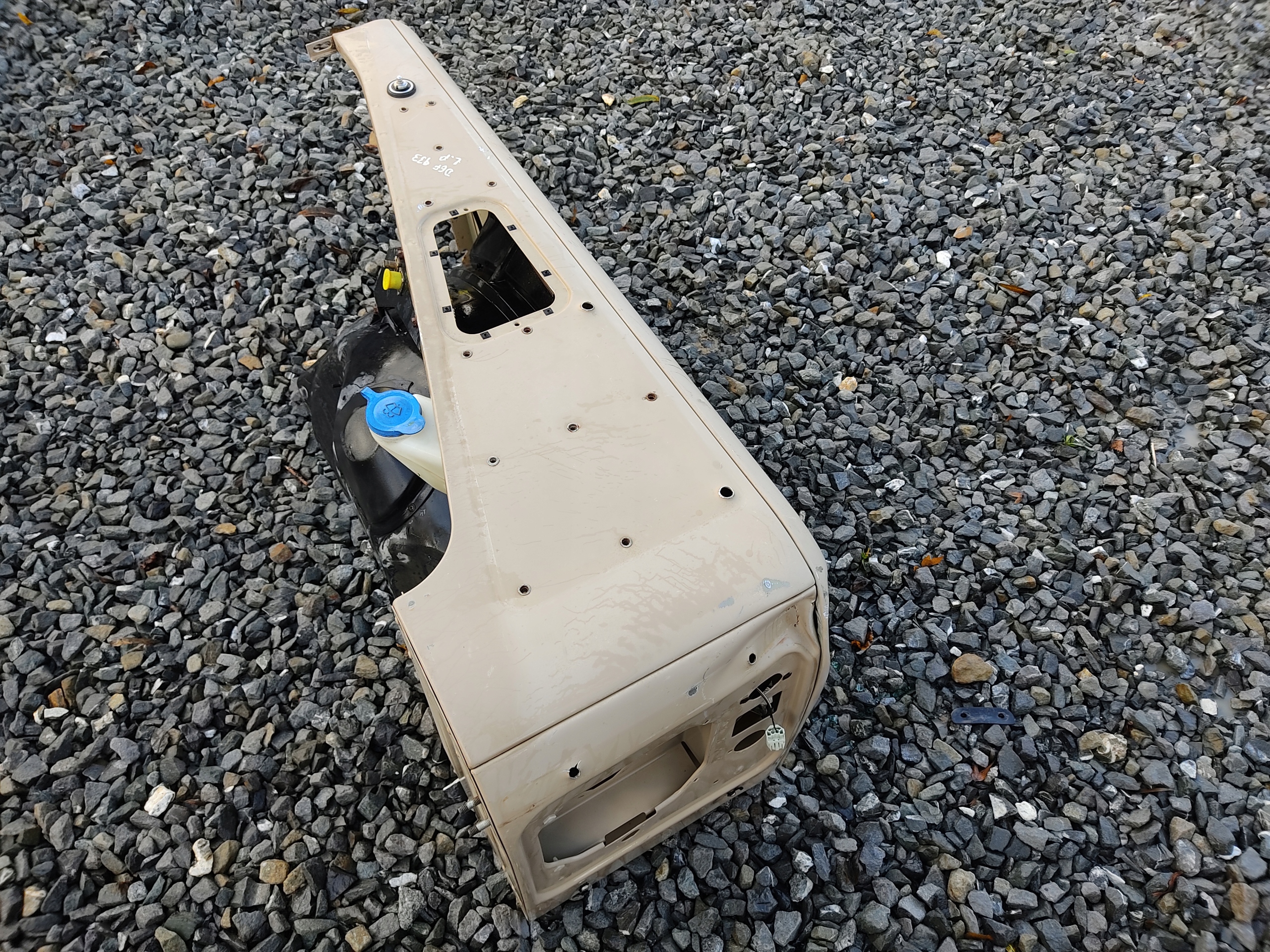 ĽAVÝ PREDNÝ BLATNÍK LAND ROVER DEFENDER 1999-2014