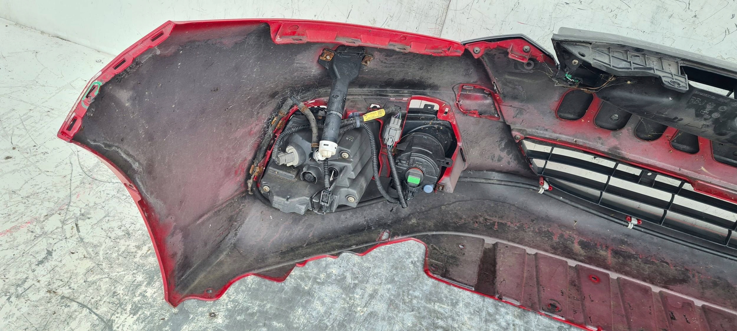 Honda Insight LIFT 010- PREDNÝ NÁRAZNÍK 71101-TM8-ZY00