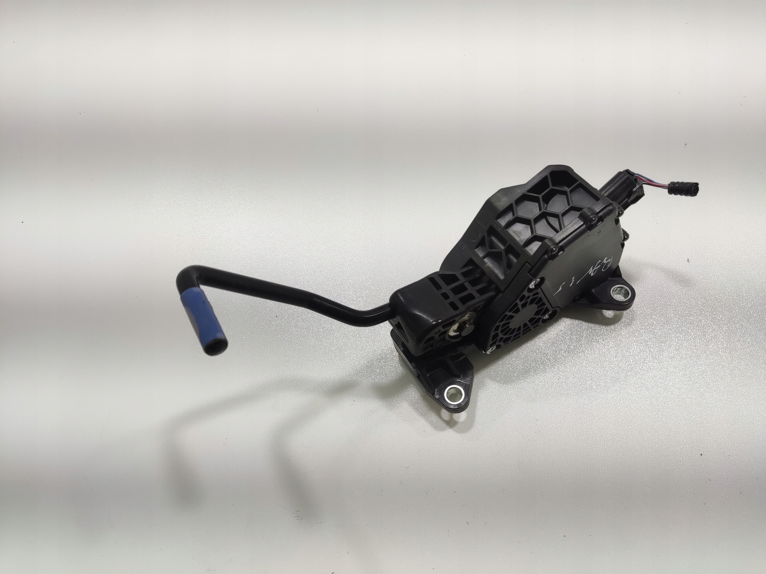 PLYNOVY PEDAL TOYOTA RAV4 V 2019-2024 78110-33140