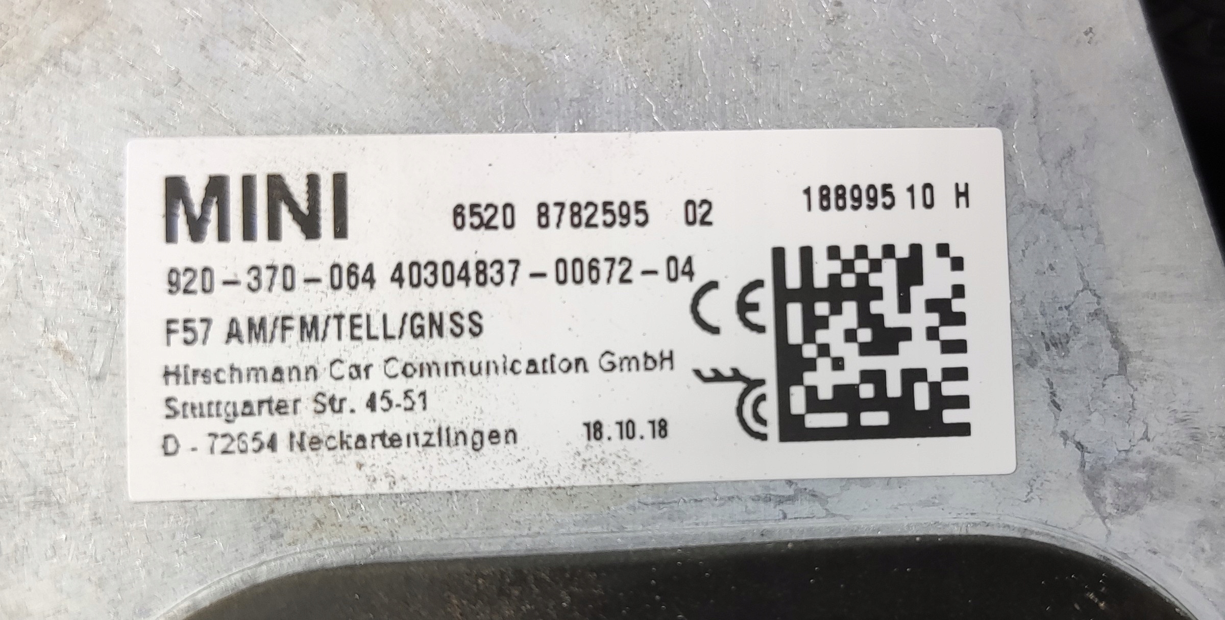 LISTA VRCHNA ČELNÉHO SKLA ANTENA MINI CABRIO F57 2018-21 7356293 8782595