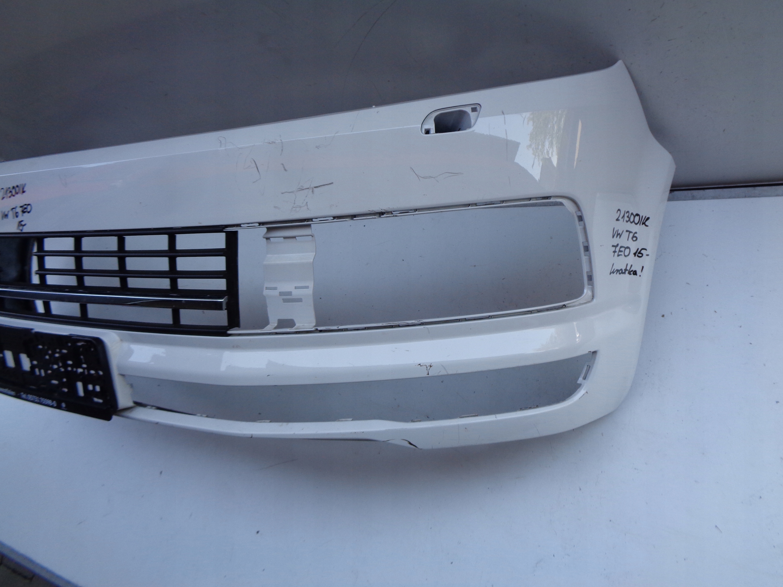 PREDNÝ NÁRAZNÍK VW T6 7E0 15- NR 21300
