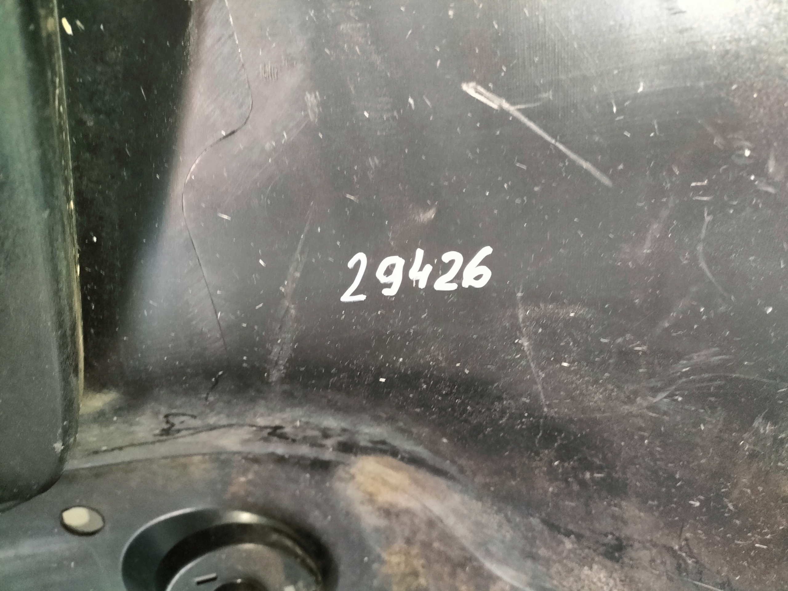 ZADNÝ NÁRAZNÍK NISSAN QASHQAI 06-09
