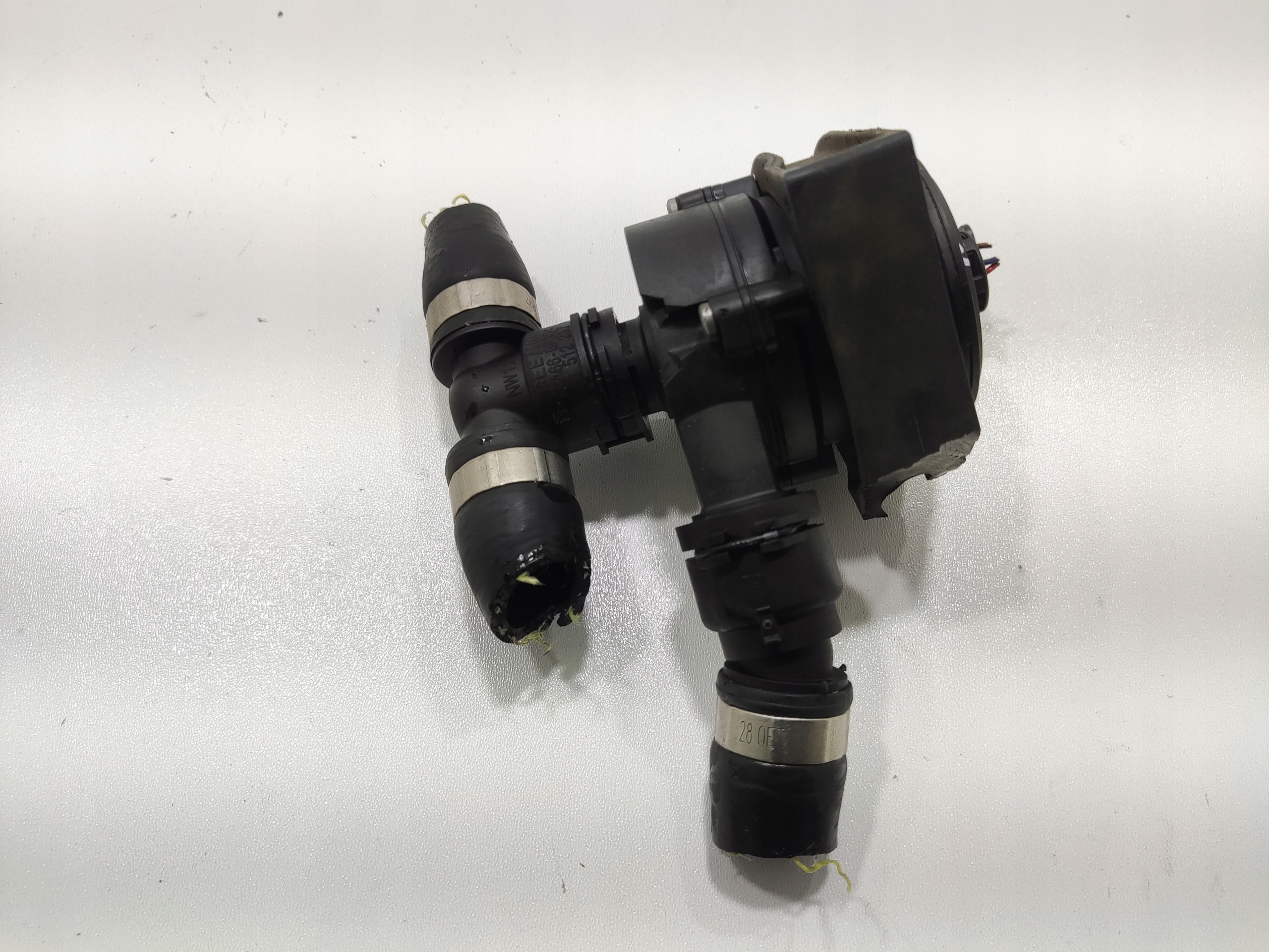 POMOCNÁ VODNÁ PUMPA MINI F55 F56 F57 2018-2021 8486848