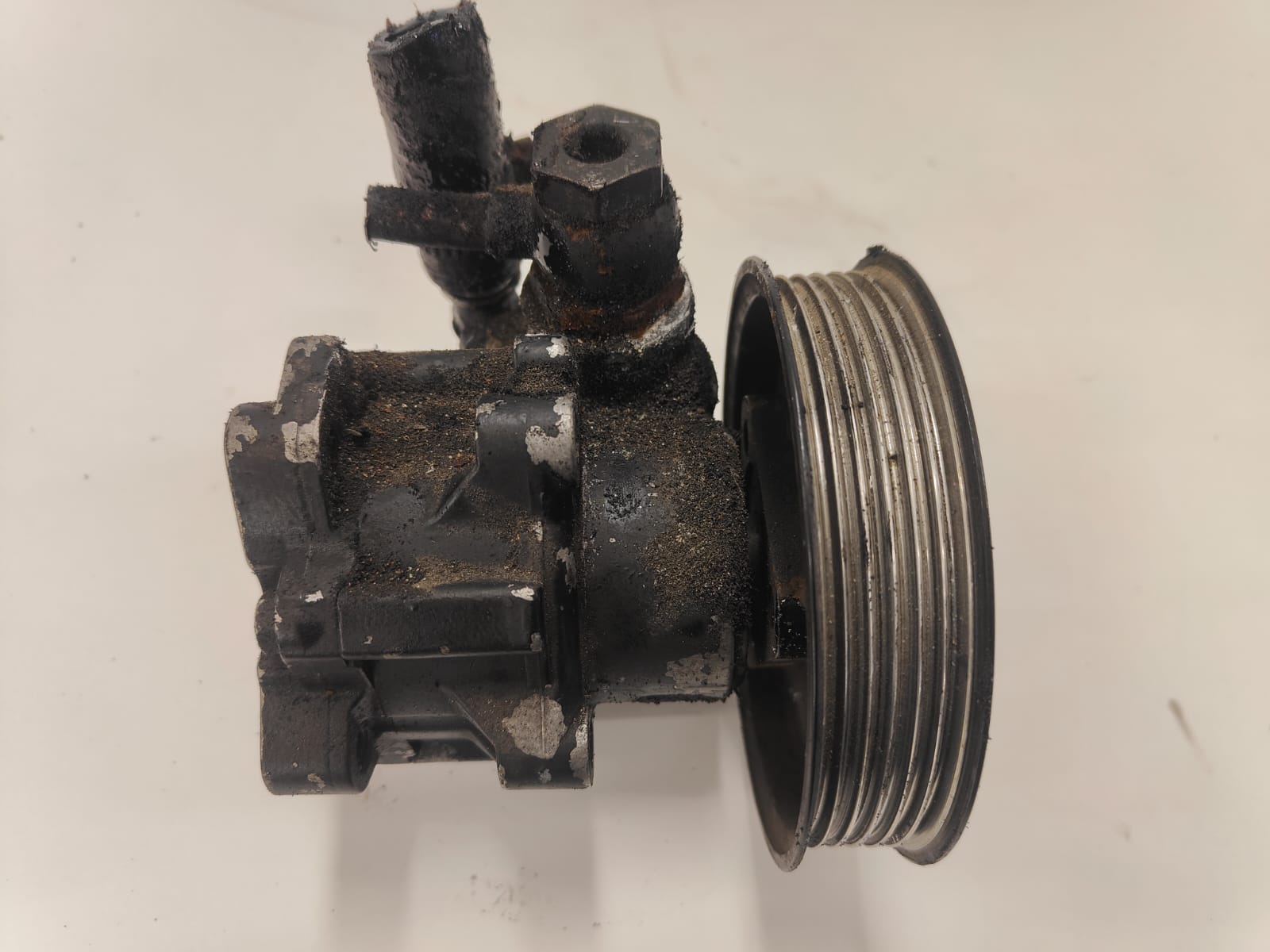 Audi 2.0tdi a4 a6 bre SERVOČERPADLO