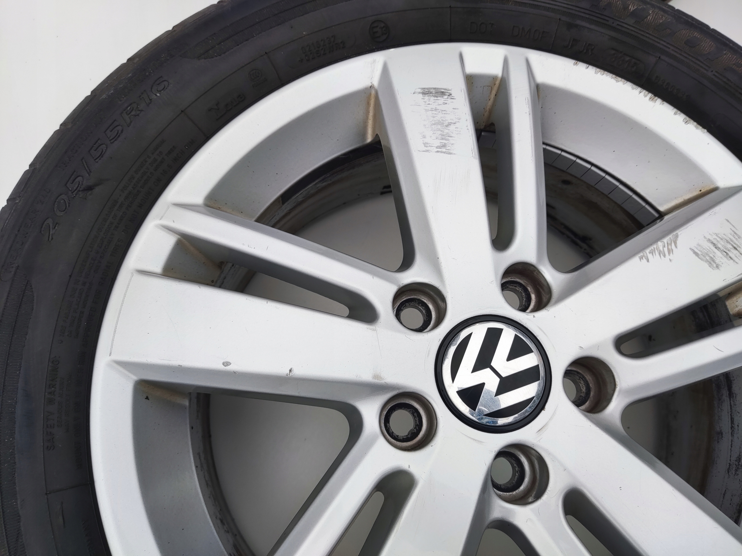 KOLESA HLINIKOVE DISKY ELEKTRONY 16 VOLKSWAGEN JETTA VI 5C 5×112 5C0601025AB