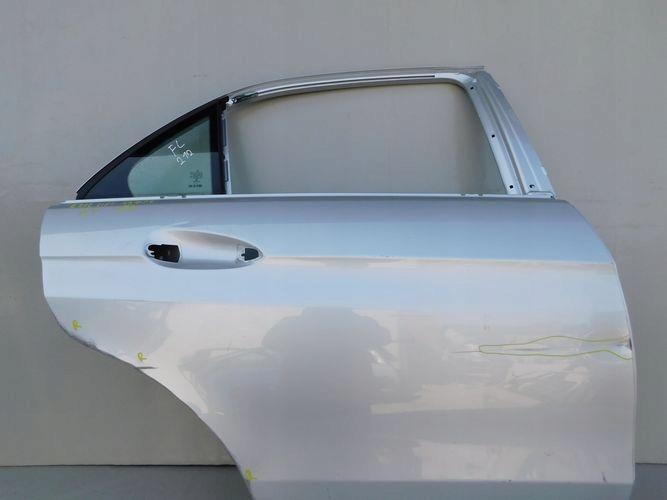 MERCEDES W212 E-KLASA LIFT 13- PRAVE ZADNE DVERE