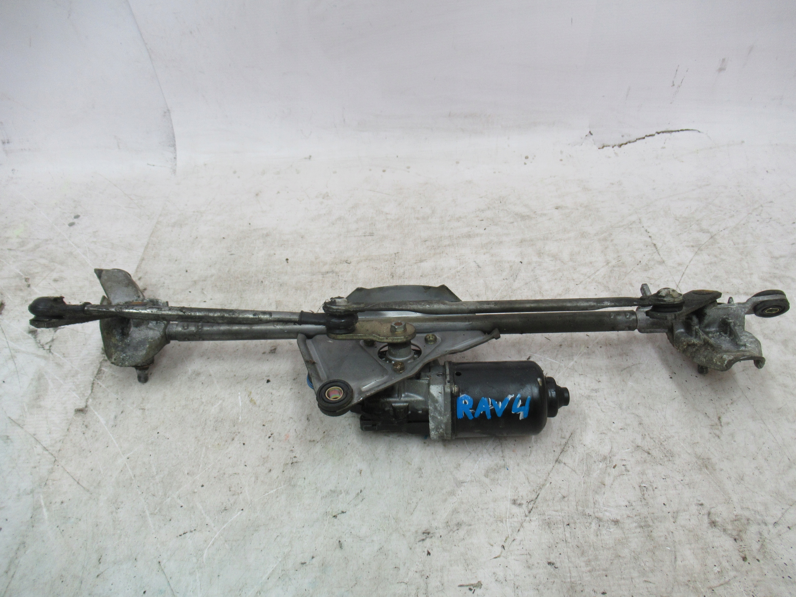 MECHANIZMUS STIERACOV TOYOTA RAV4 II 00-05