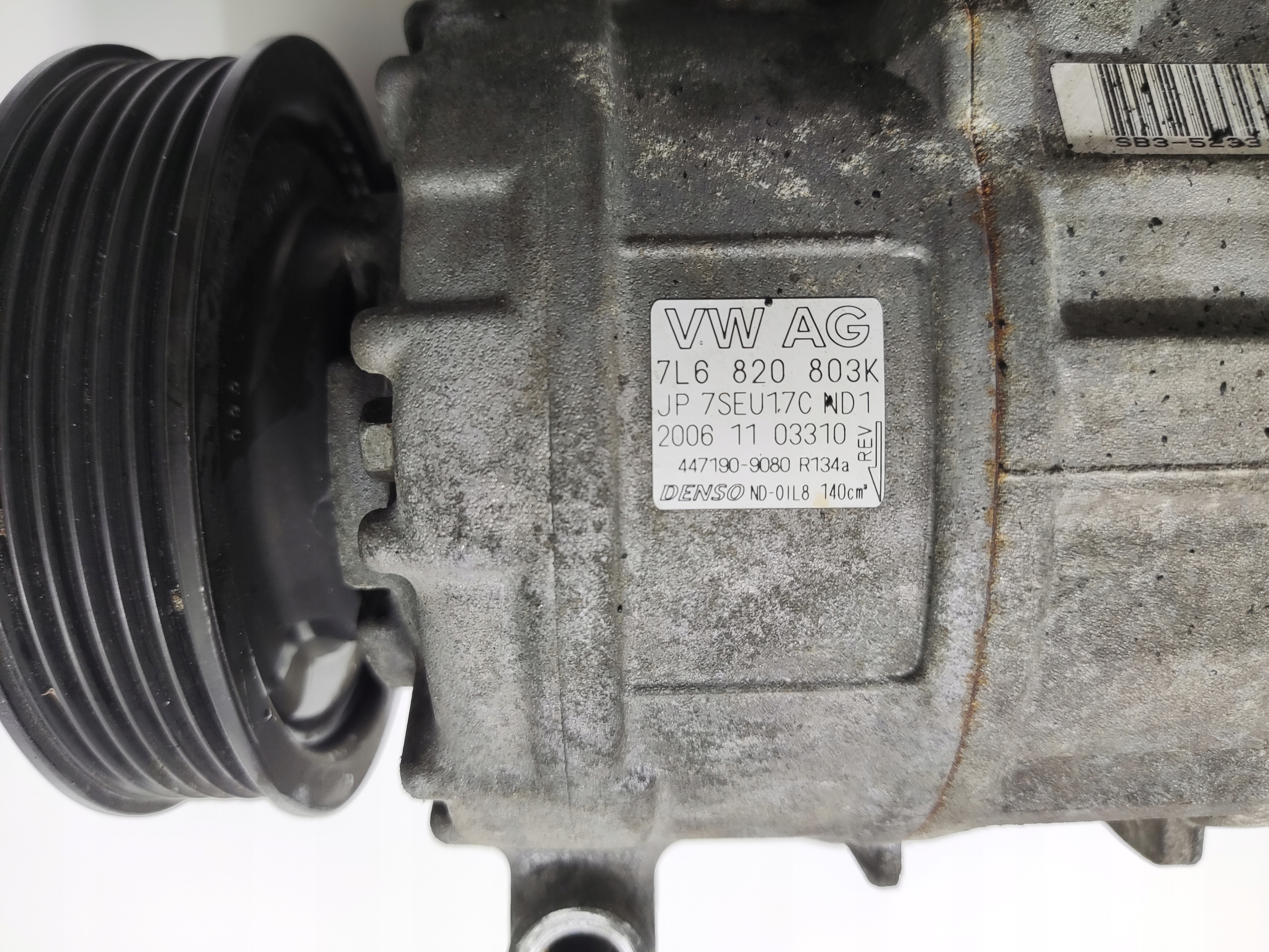 KOMPRESOR KLIMATIZACIE AUDI Q7 I 4L 3.0 TDI 2005-2009 7L6820803K