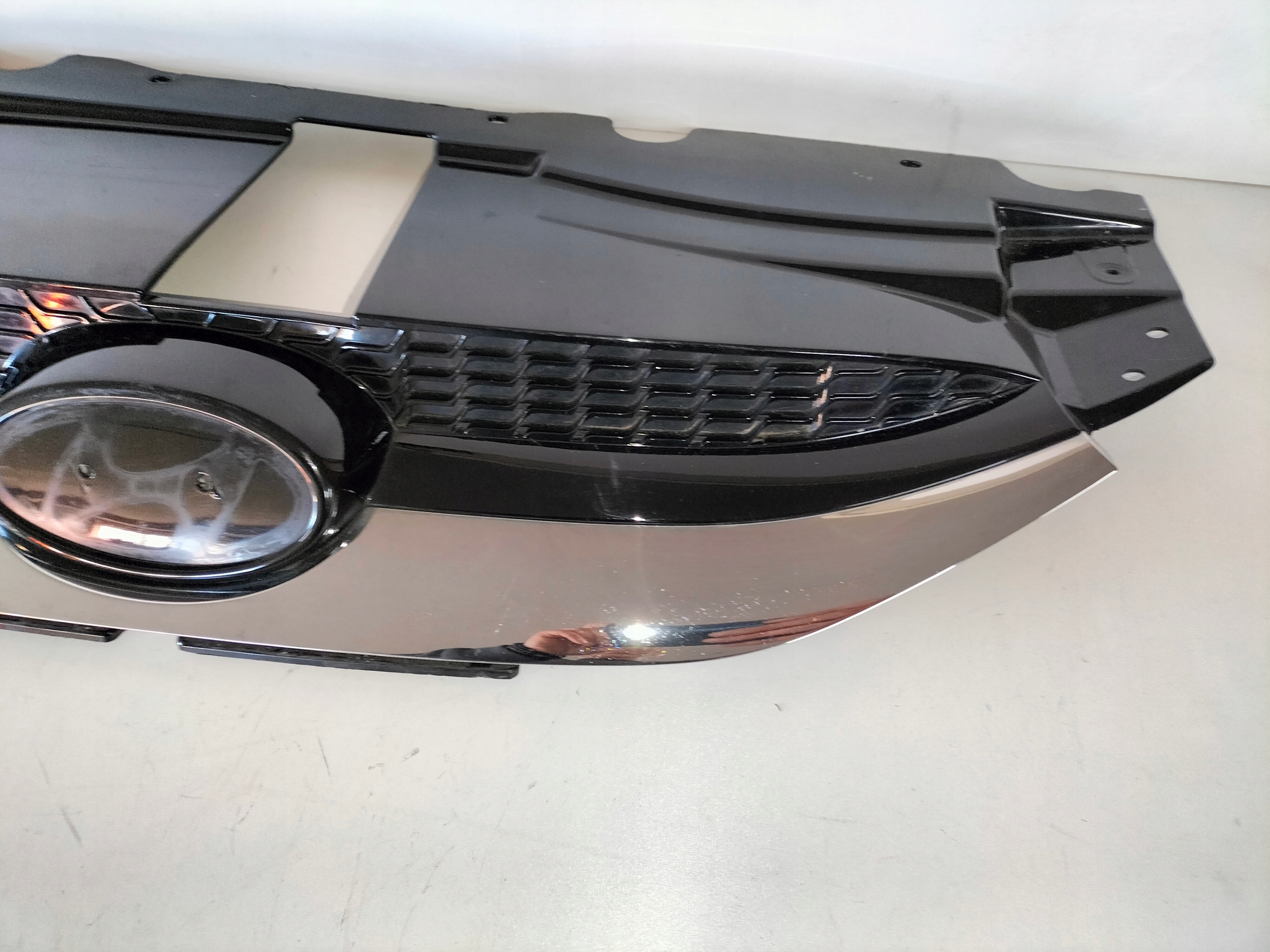 MRIEZKA LISTA HYUNDAI IX35 09-