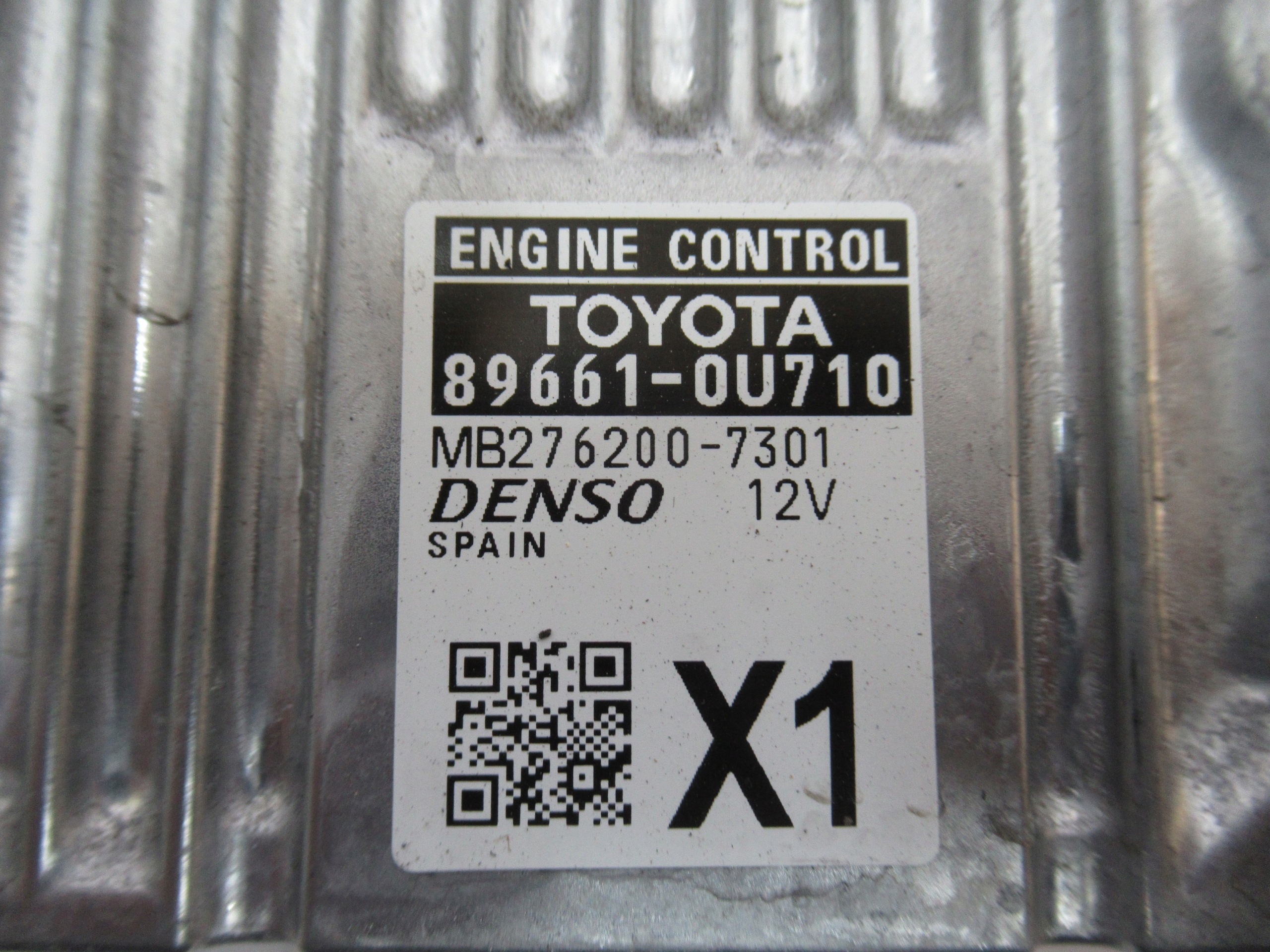RIADIACA JEDNOTKA MOTORA YARIS III 89661-0U710