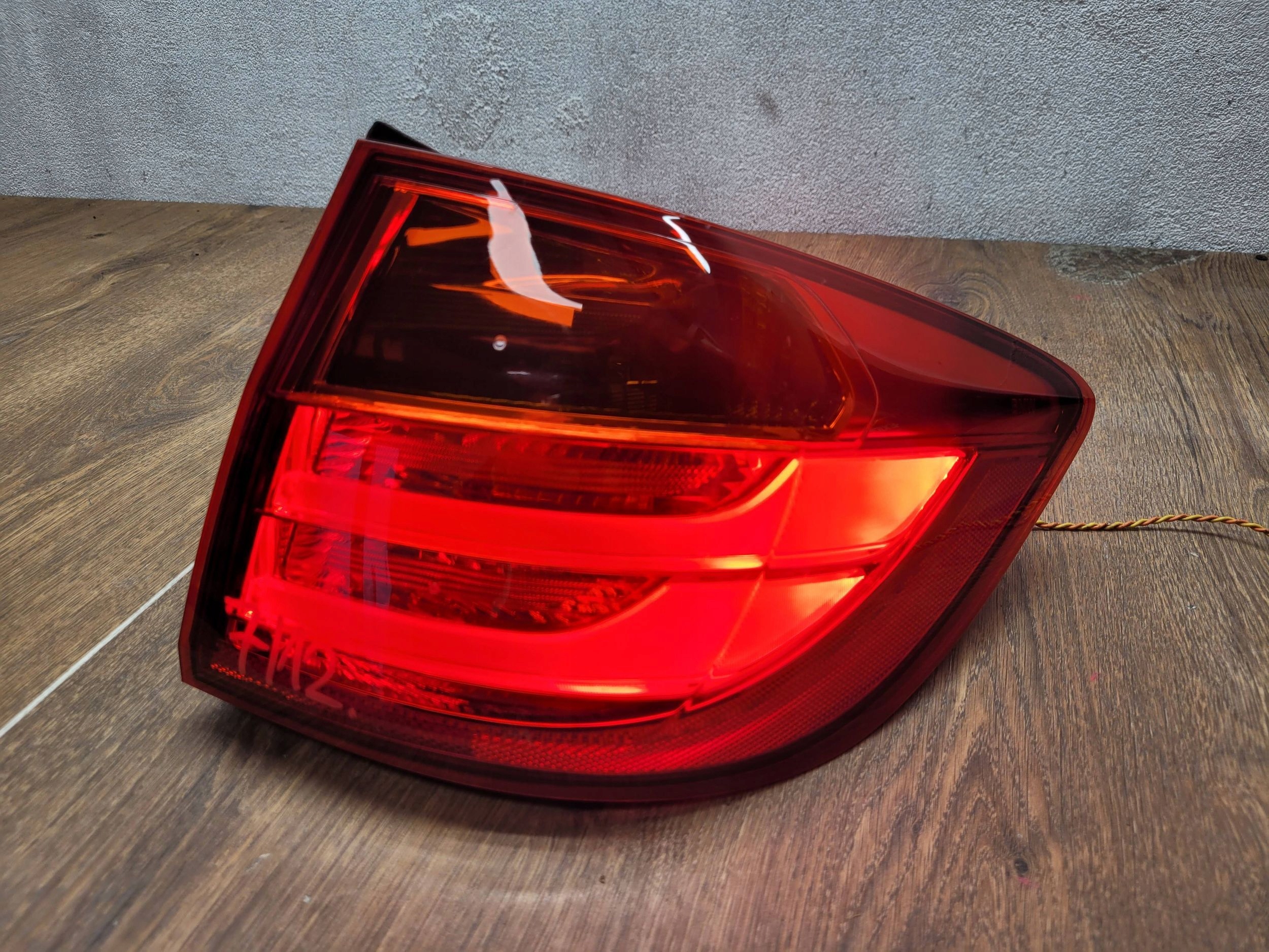 BMW 3 F31 7429728 PRAVÉ ZADNÉ SVETLO