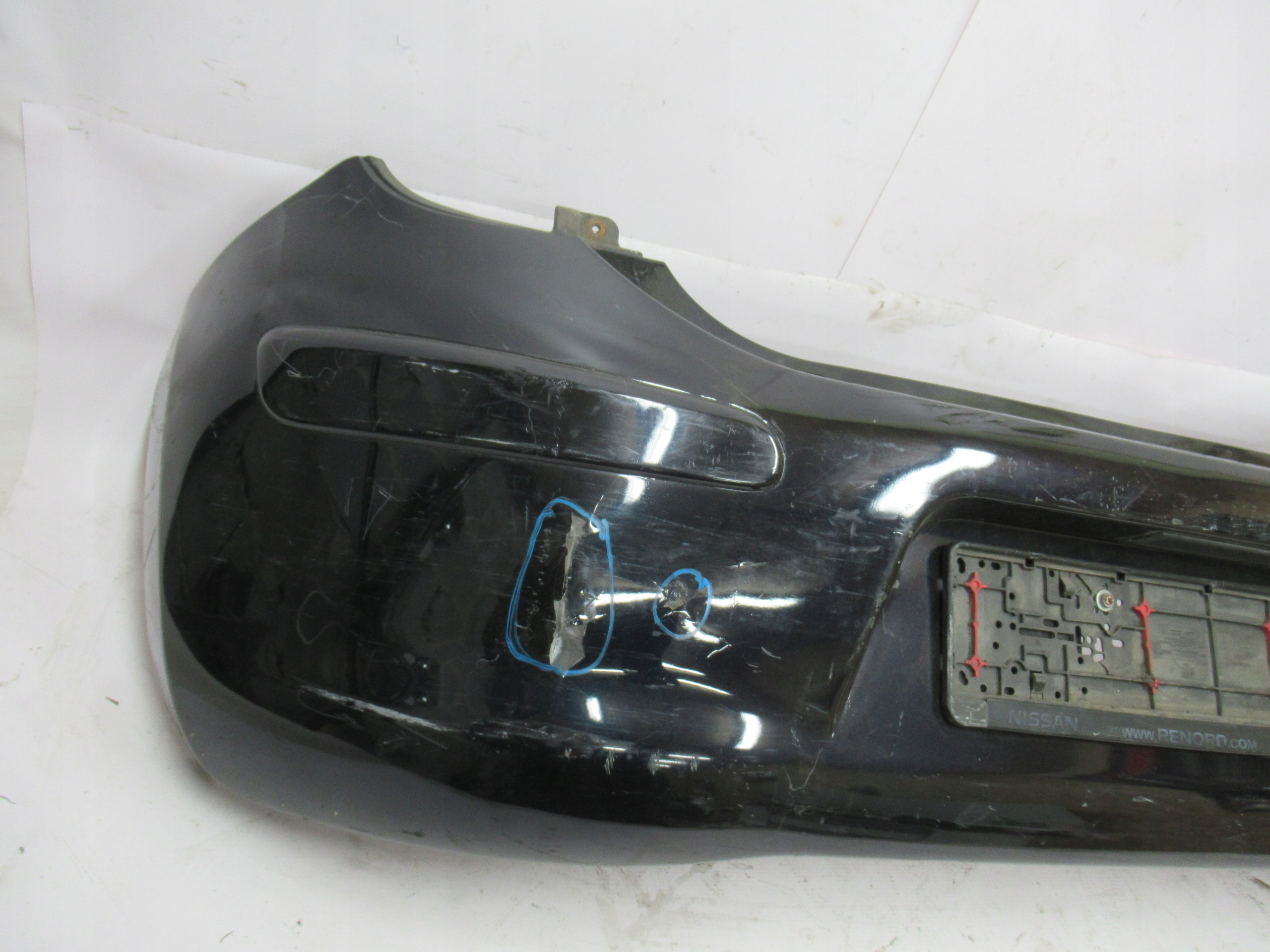 ZADNÝ NÁRAZNÍK NISSAN MICRA K13