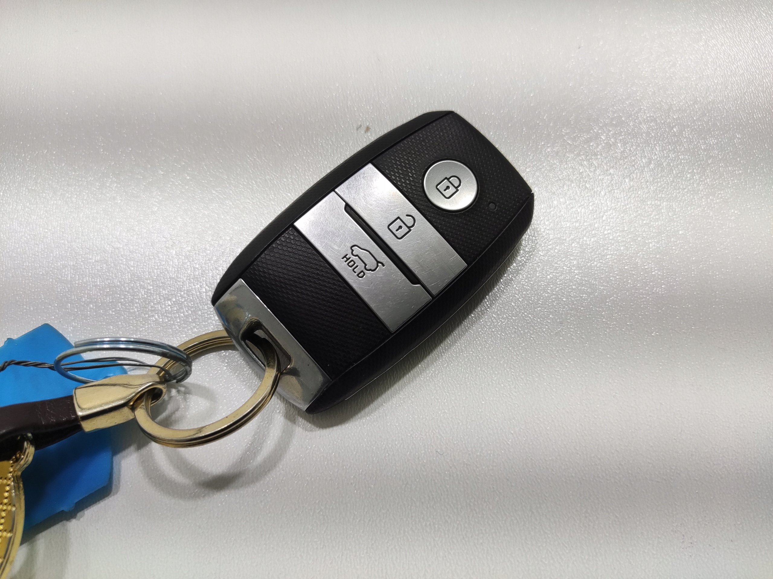 OBAL KĽÚČA PILOT KIA VENGA 2014-2019 LIFT