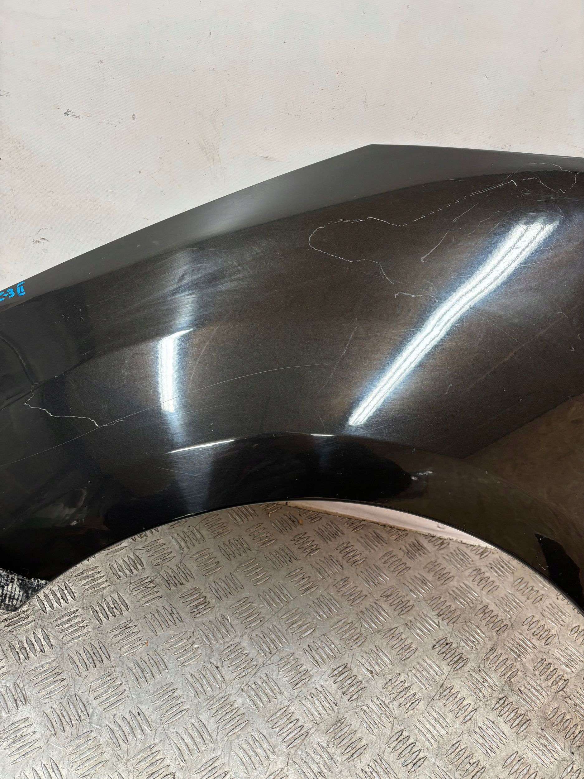 BLATNIK PREDNÝ LAVY CITROEN C3 II DS3 09-