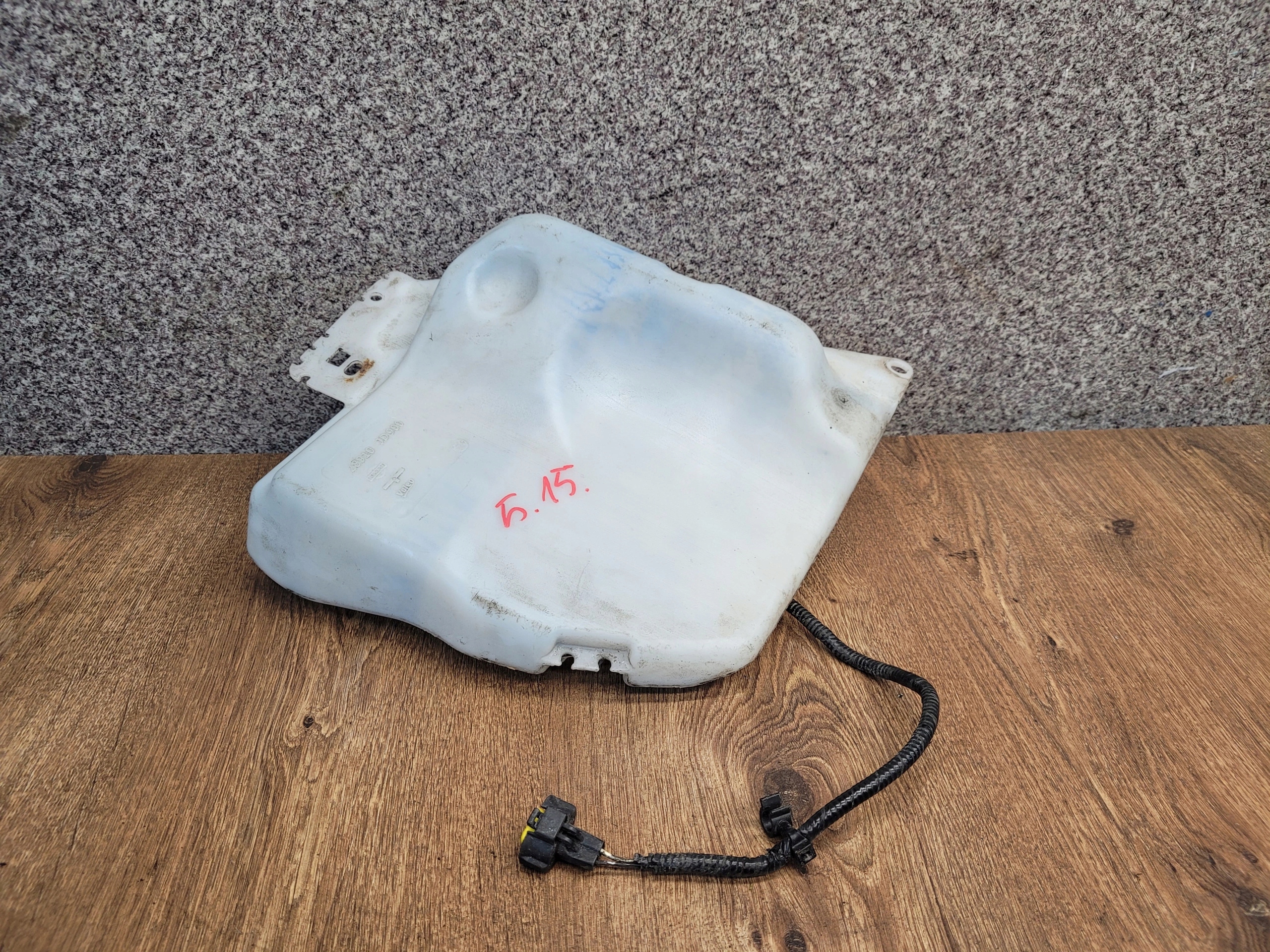 NISSAN QASHQAI J10 28910JD900 NÁDOBKA OSTREKOVAČOV