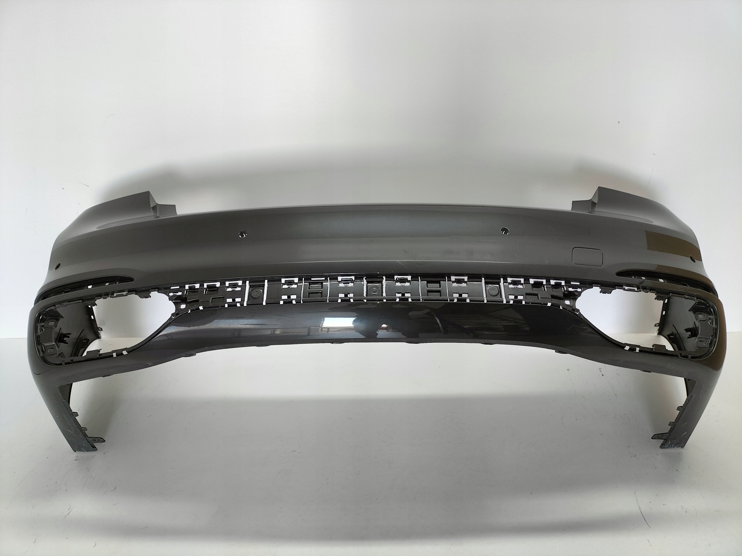 ZADNÝ NÁRAZNÍK BMW 7 G11 G12 15-19