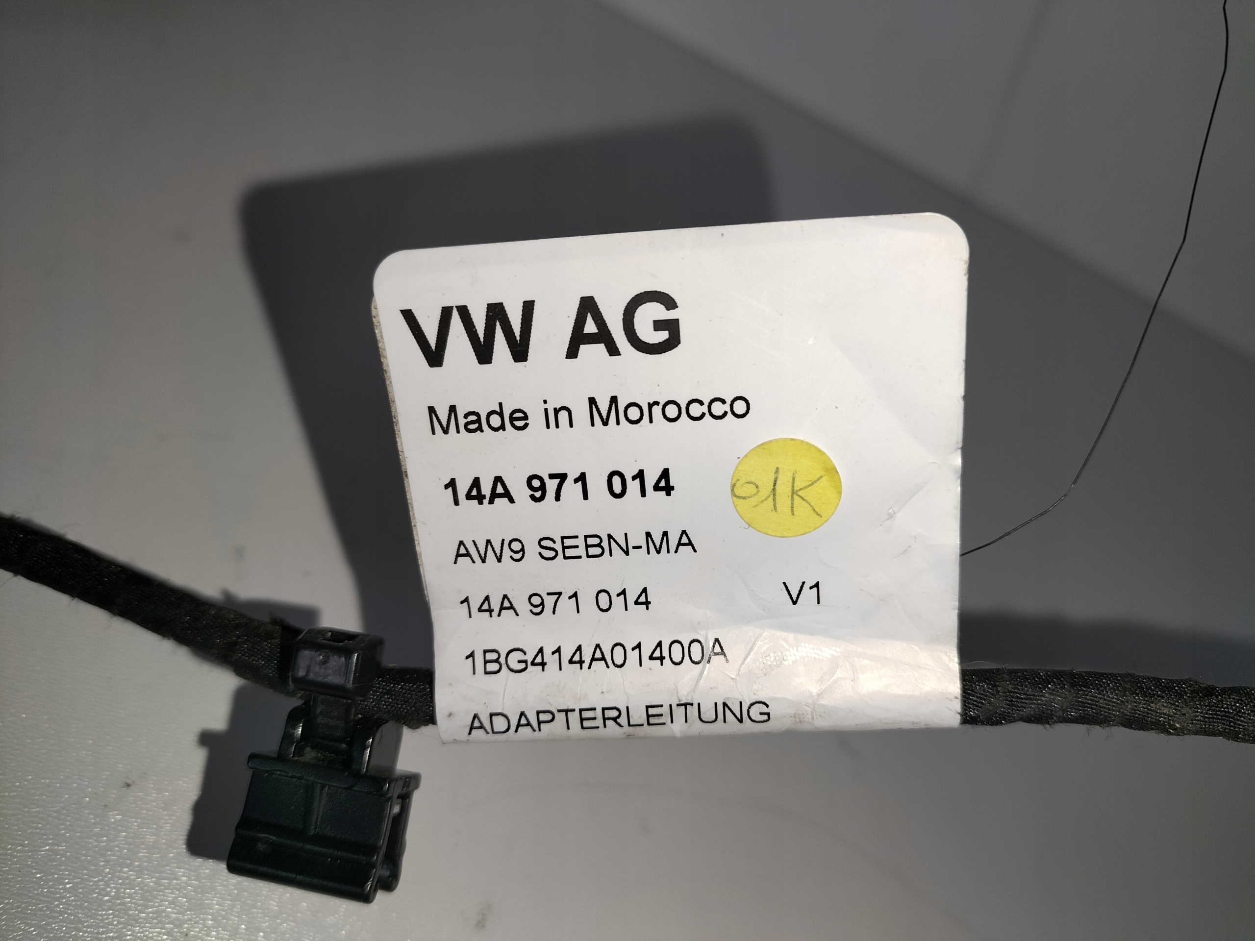 PRAVÉ PREDNÉ LED SVETLO V MASKE VW ID7 23-