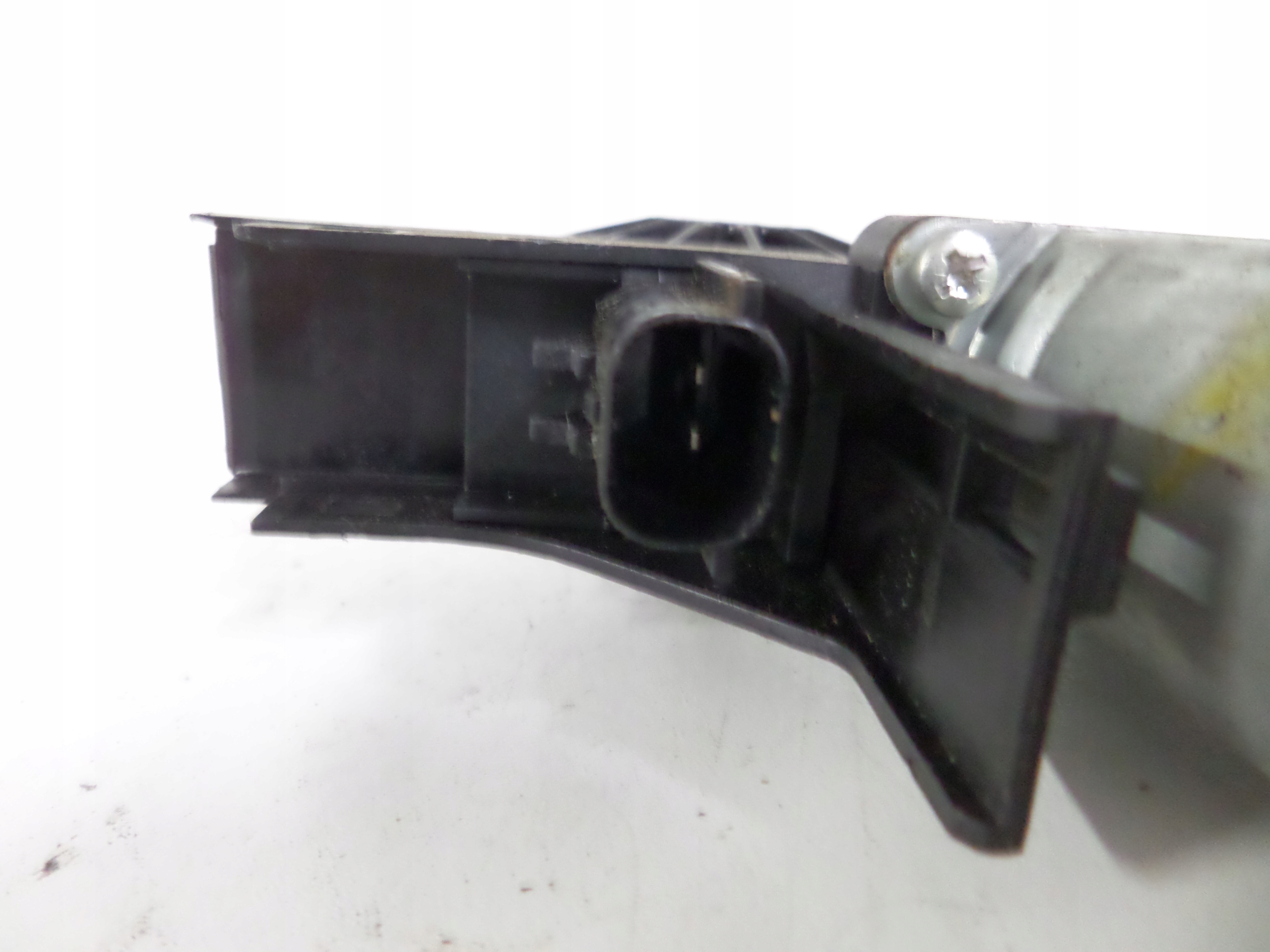 PRAVY ZADNY MOTORCEK STAHOVANIA OKNA GRAND CHEROKEE WK2 10-