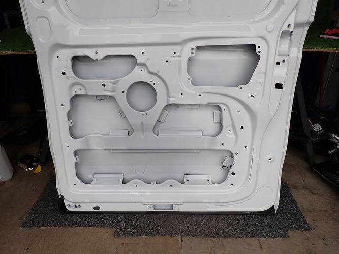 FORD TRANSIT CUSTOM LIFT 23- PRAVE POSUVNE DVERE