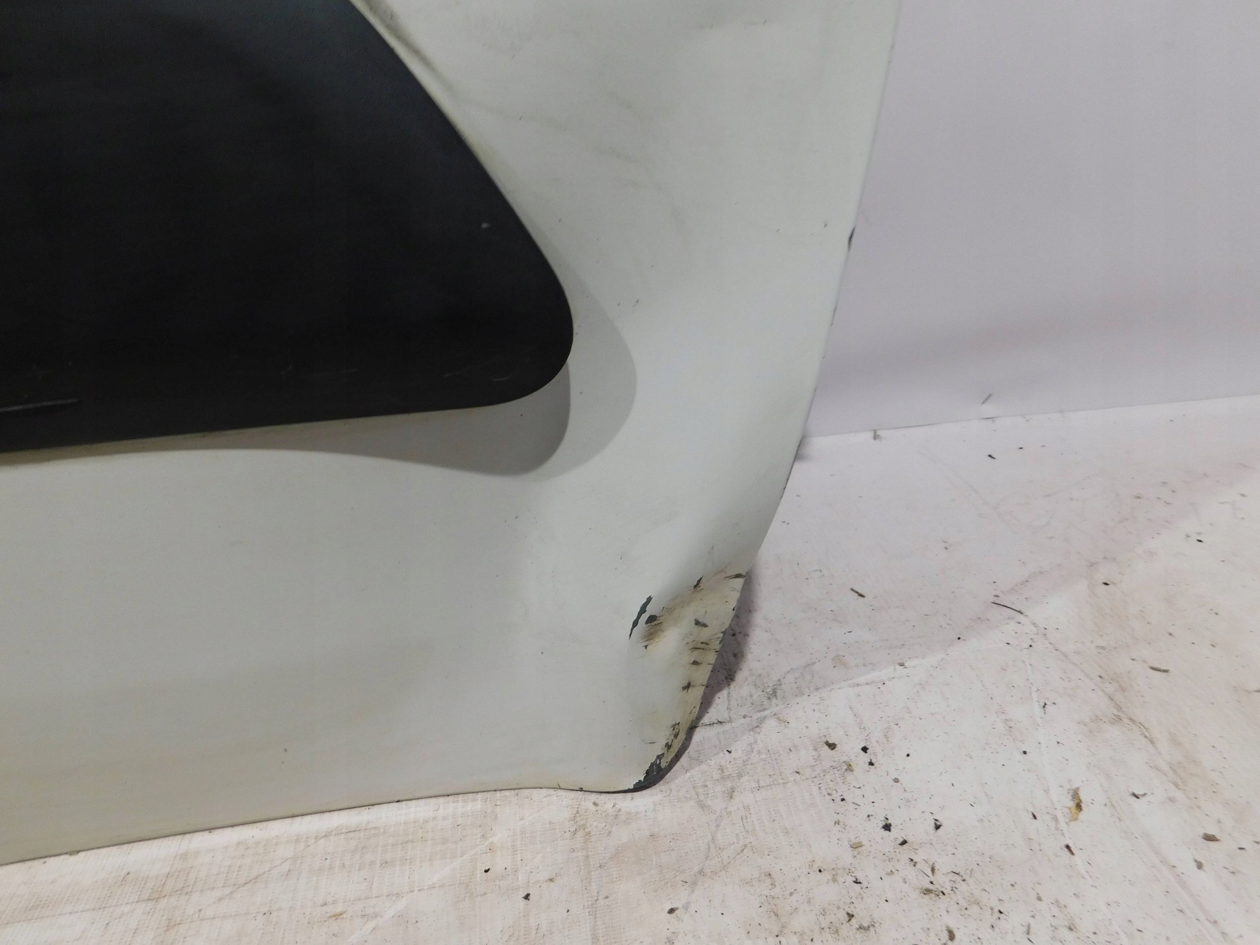 PRAVE PREDNE DVERE CITROEN BERLINGO PEUGEOT PARTNER 08-