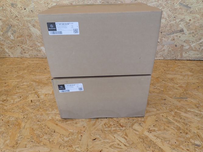 MERCEDES W247 247 B-KLASA LED PRAVE ZADNE SVETLO V KAPOTE A2479066400