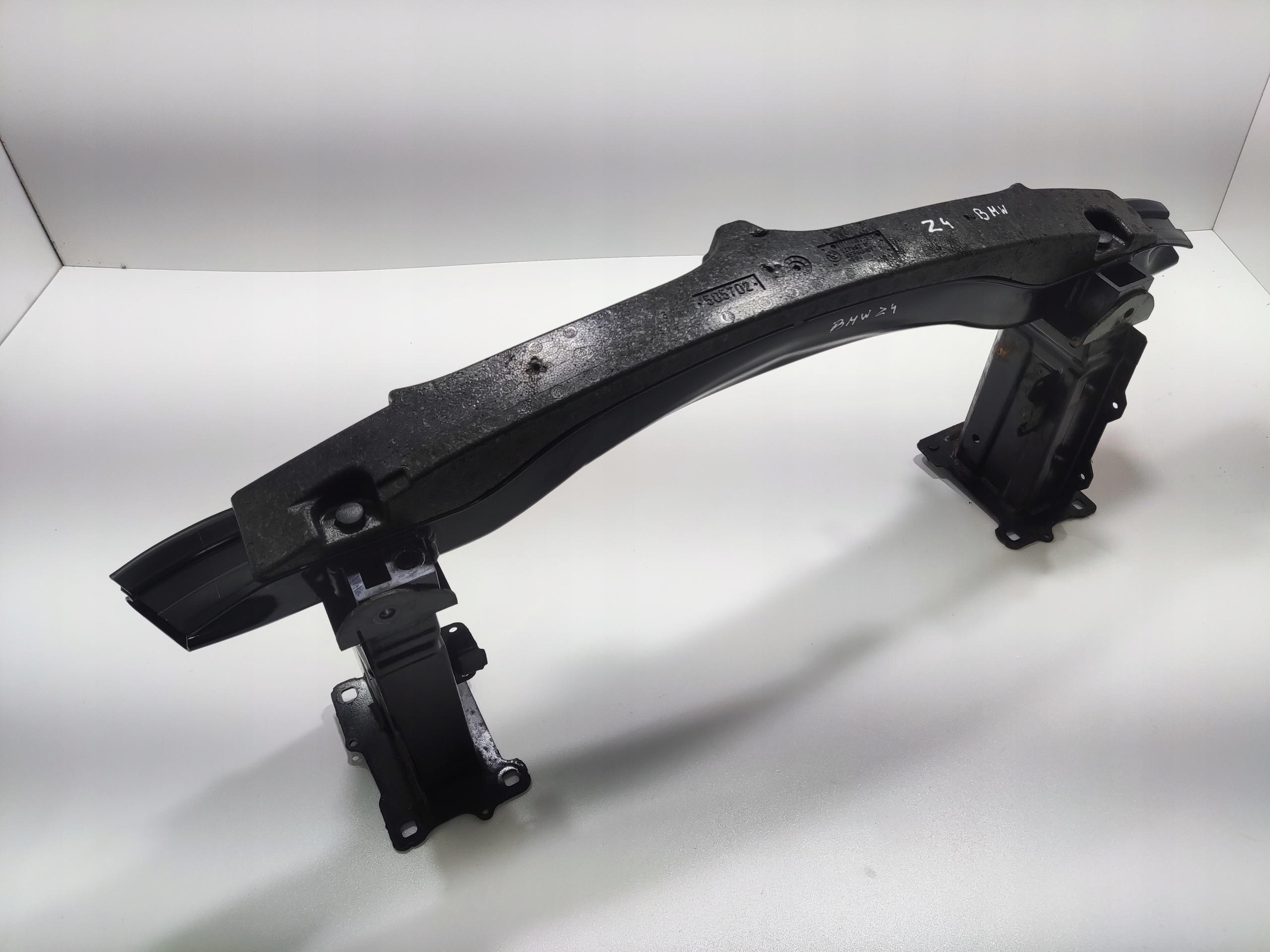 VÝSTUHA PRIEČKA POD PREDNÝ NÁRAZNÍK ABSORBER BMW Z4 E85 2002-2006