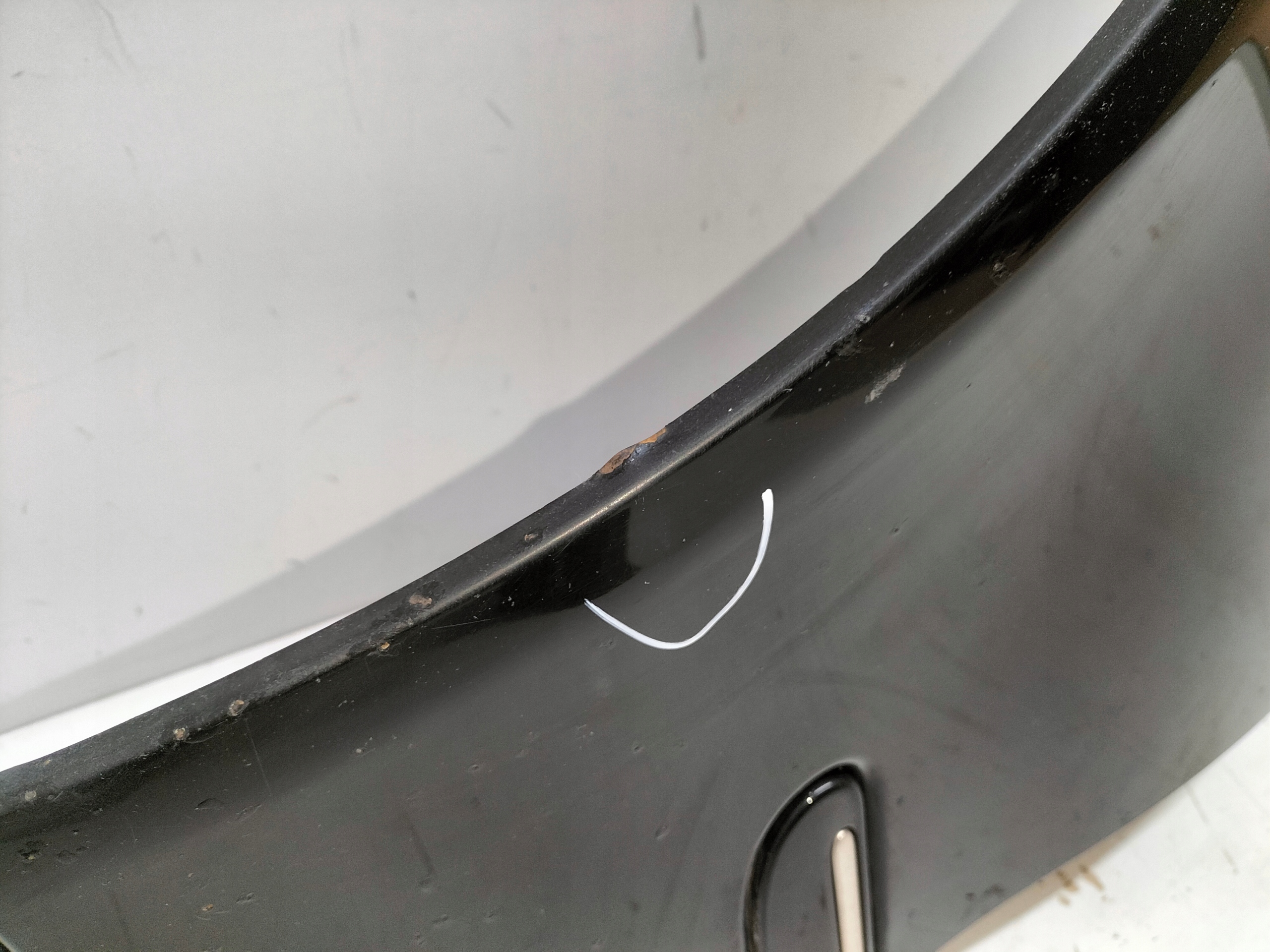 ĽAVÝ PREDNÝ BLATNÍK MERCEDES CLC CL203 08-11