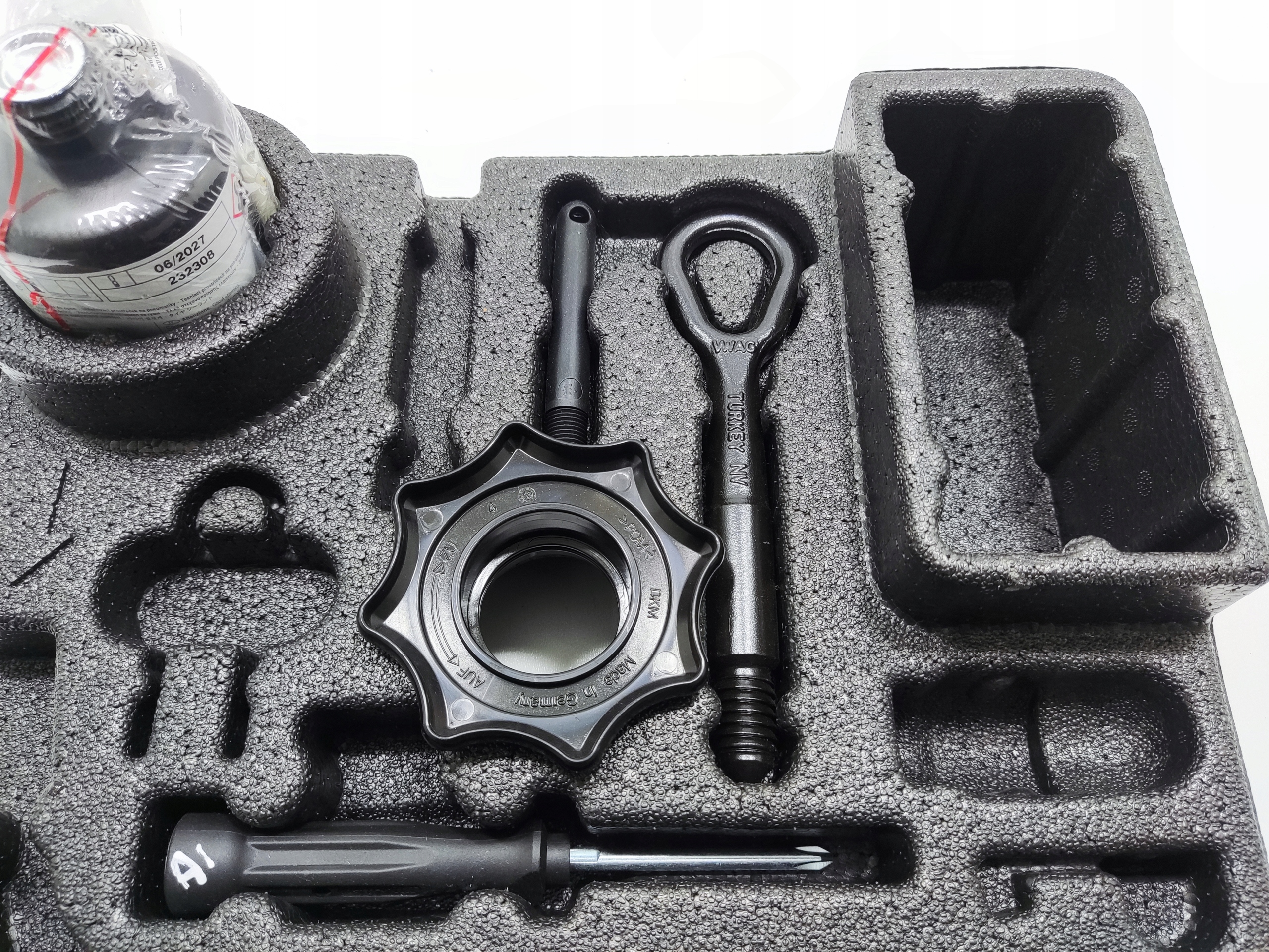 ZDVIHÁK, SADA NÁRADIA AUDI A1 II 82A 82A012109 19-24