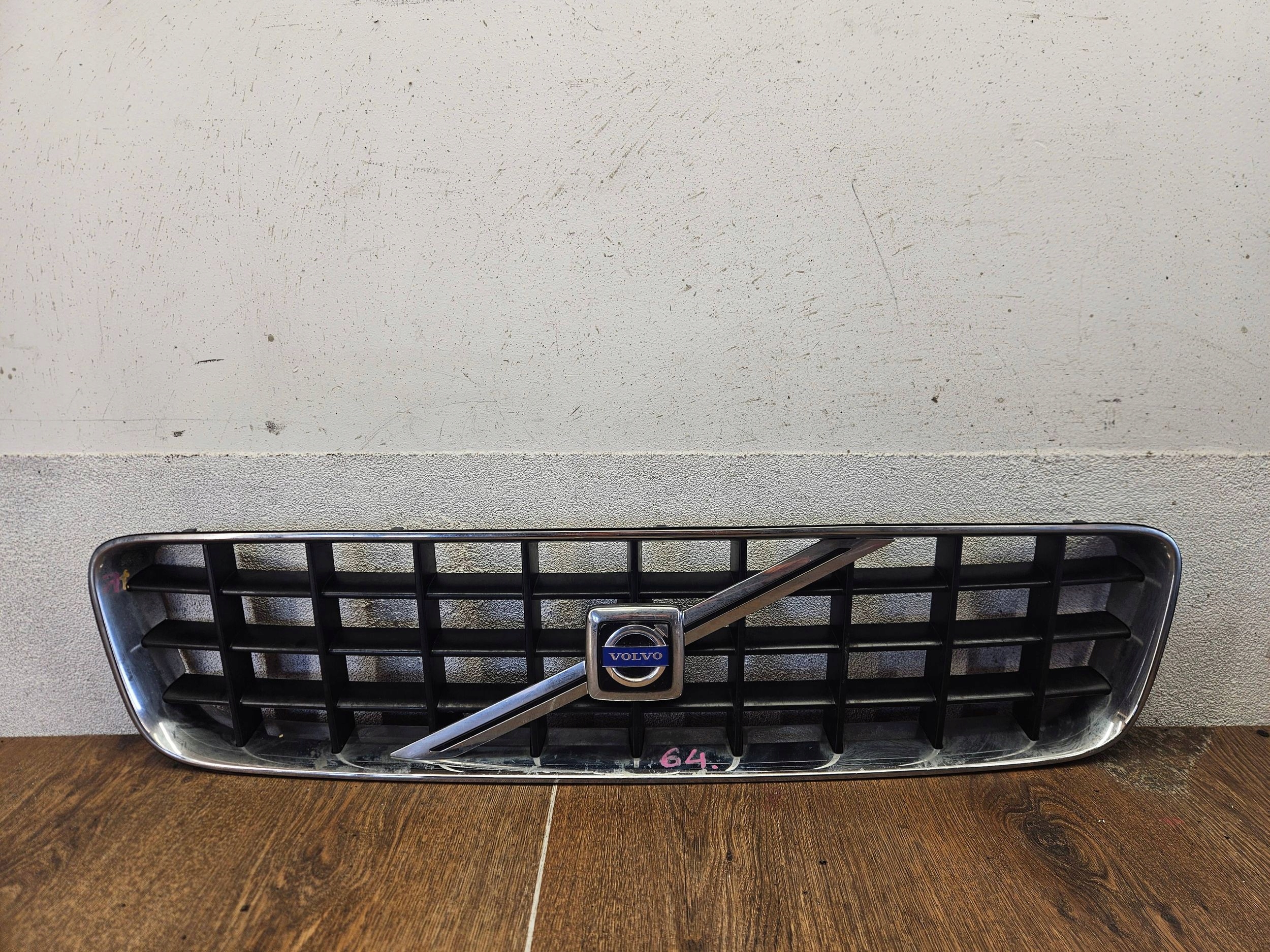 Volvo XC90 1 8620641 MRIEZKA LISTA