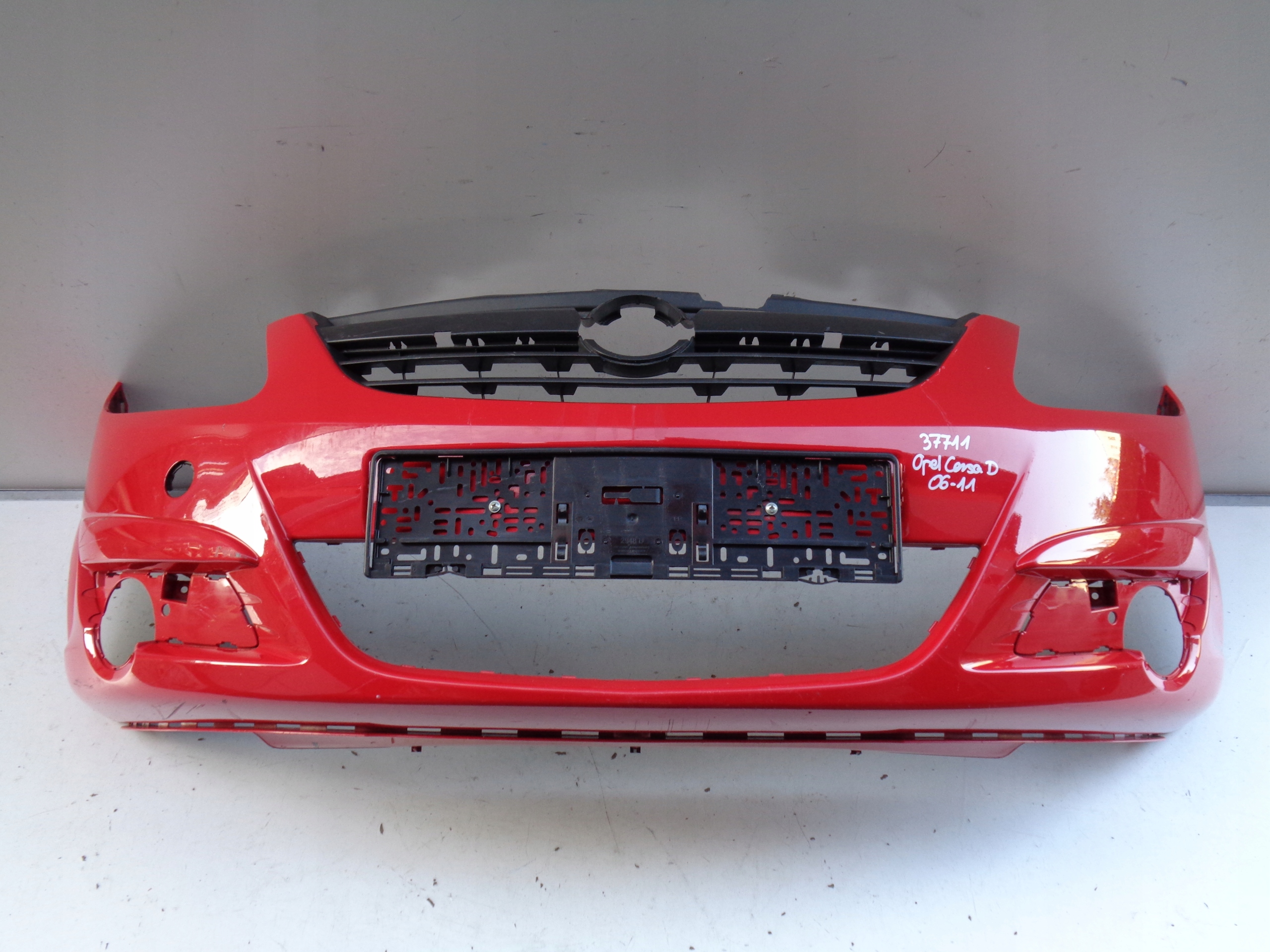 PREDNÝ NÁRAZNÍK OPEL CORSA D 06-11 NR 37711