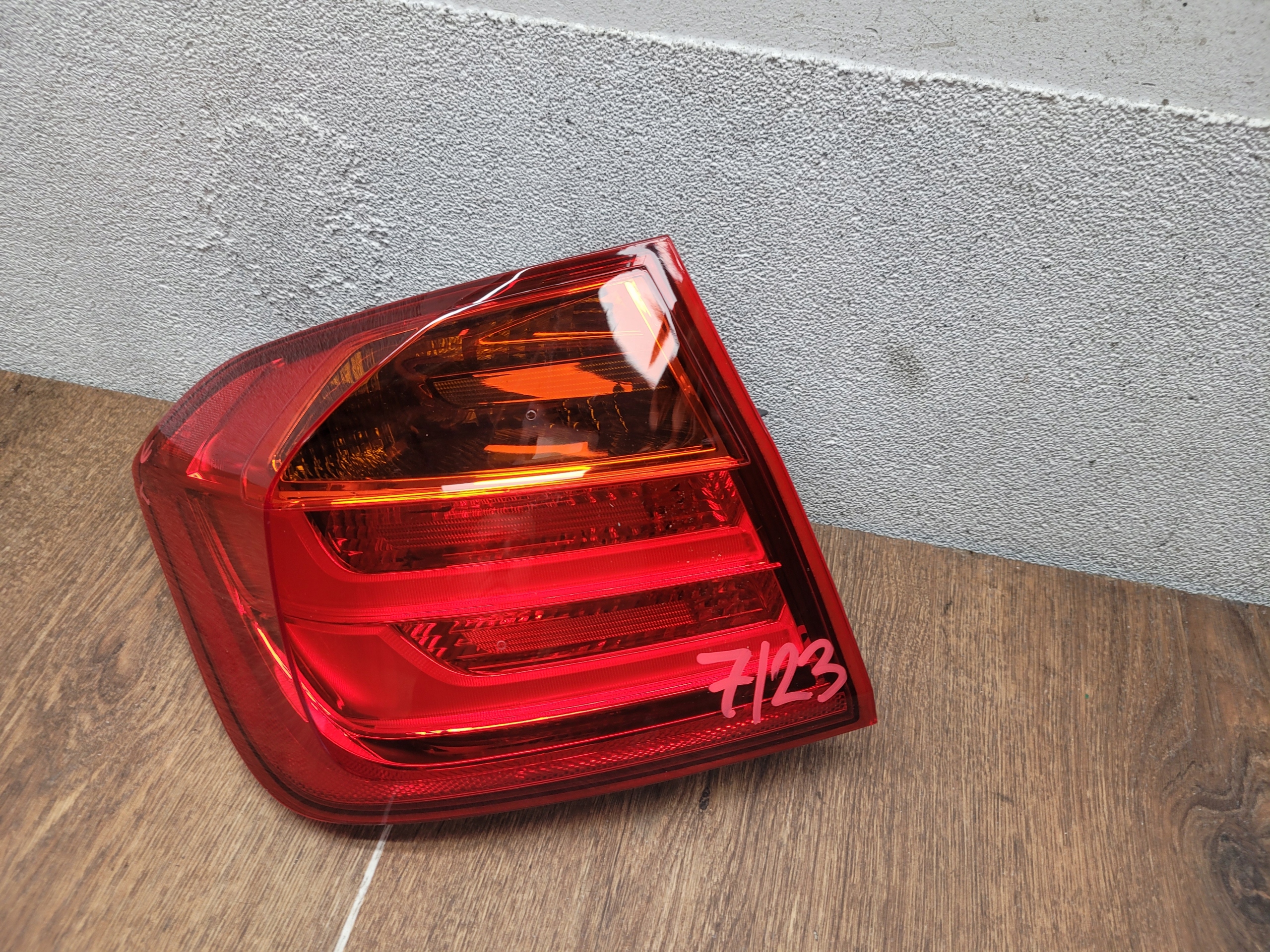 BMW 3 F30 7312845 LAVE ZADNE SVETLO