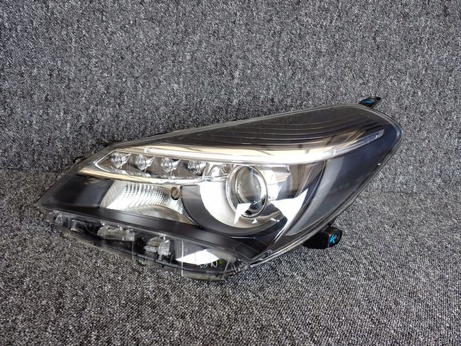 TOYOTA YARIS III LED LIFT 14-17 LAVE PREDNE SVETLO