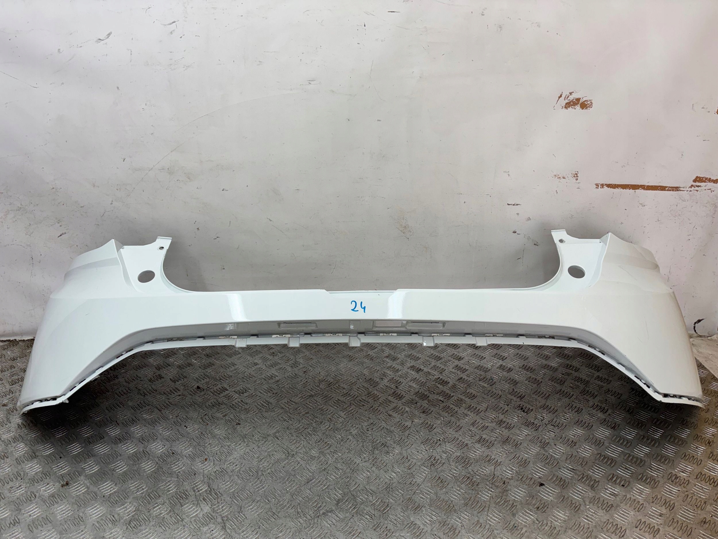 ZADNÝ NÁRAZNÍK DACIA SANDERO III 20-