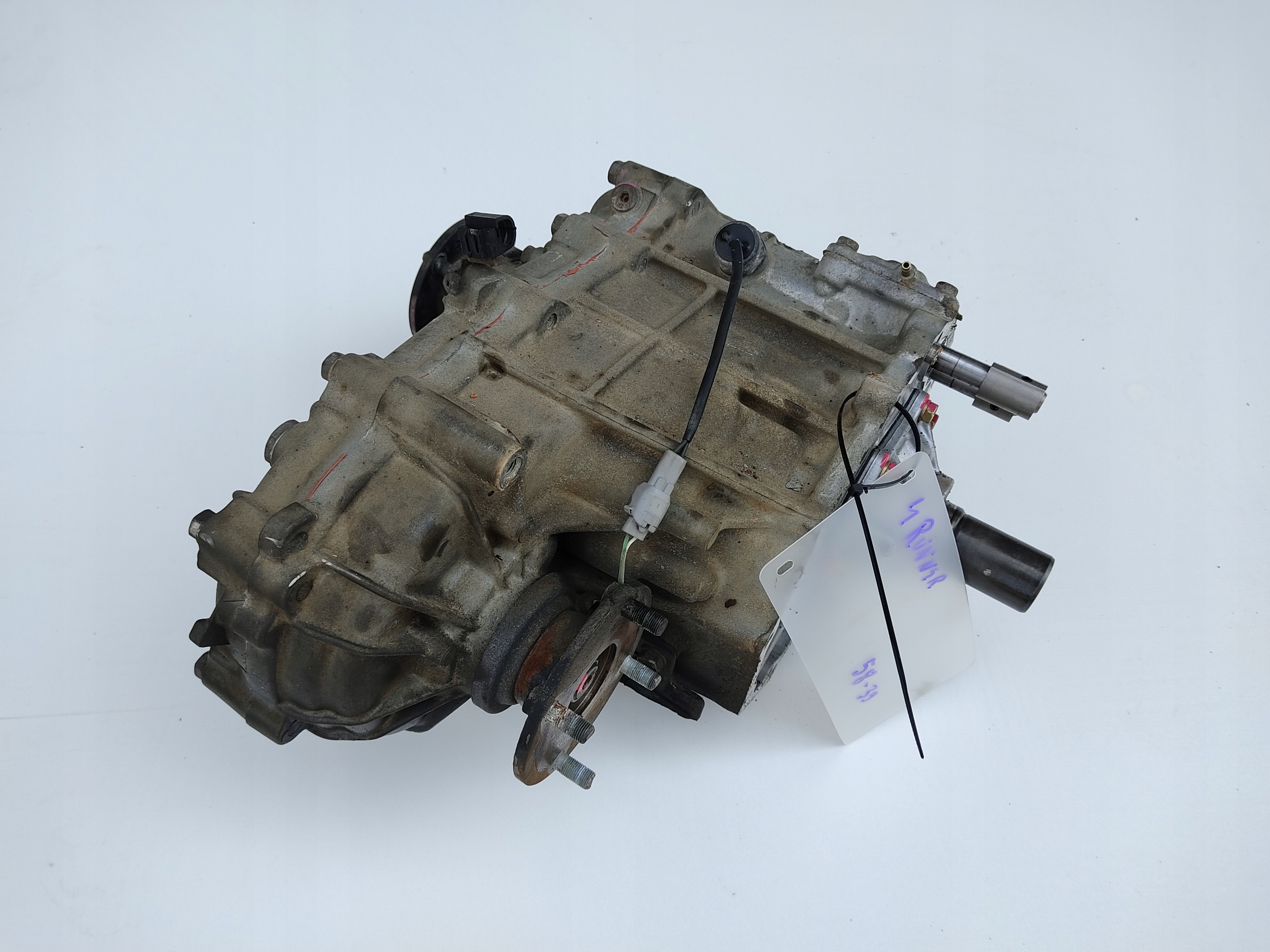 PRIDAVNA PREVODOVKA TOYOTA 4RUNNER 2.4 TD 90-