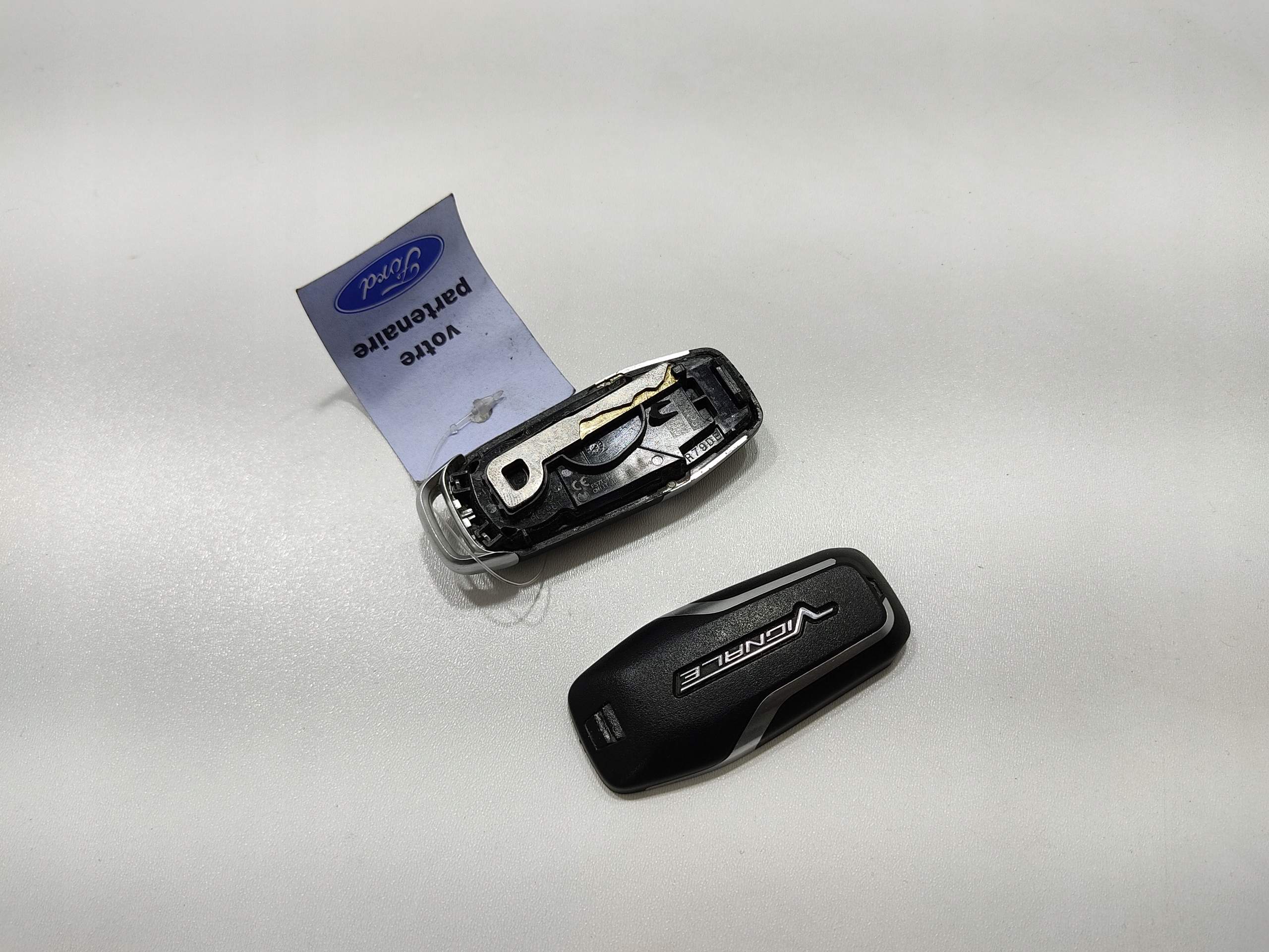 OBAL KĽÚČA PILOT KEYLESS FORD MONDEO MK5 V VIGNALE FS7T-15K601-AB 14-