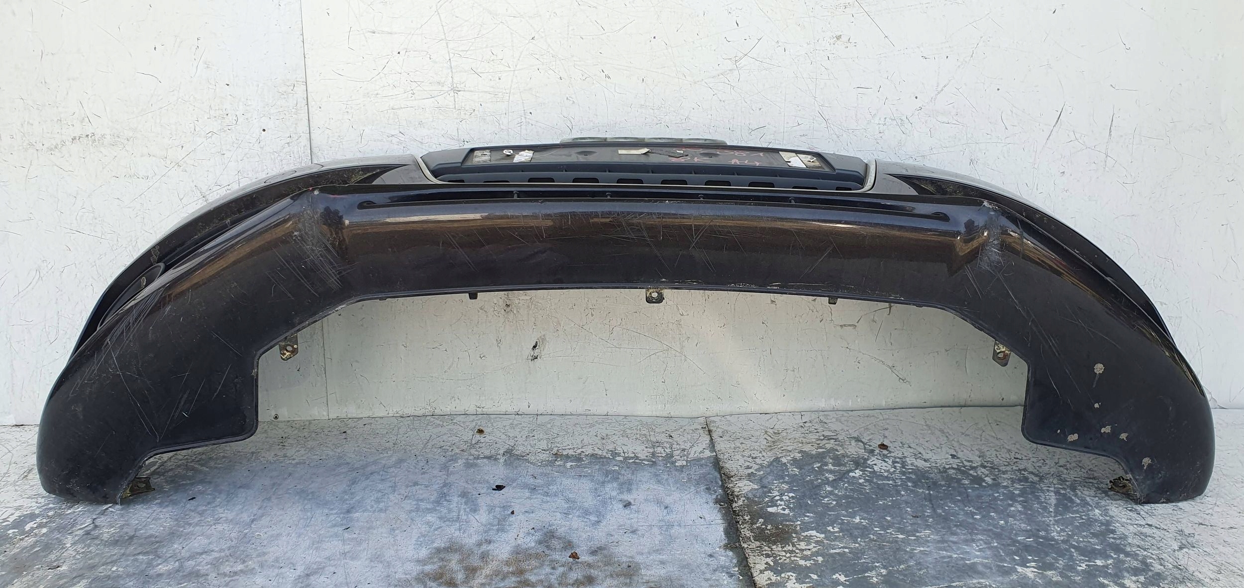 Audi A4 B8 8K 08-010 PREDNÝ NÁRAZNÍK 8K0807437