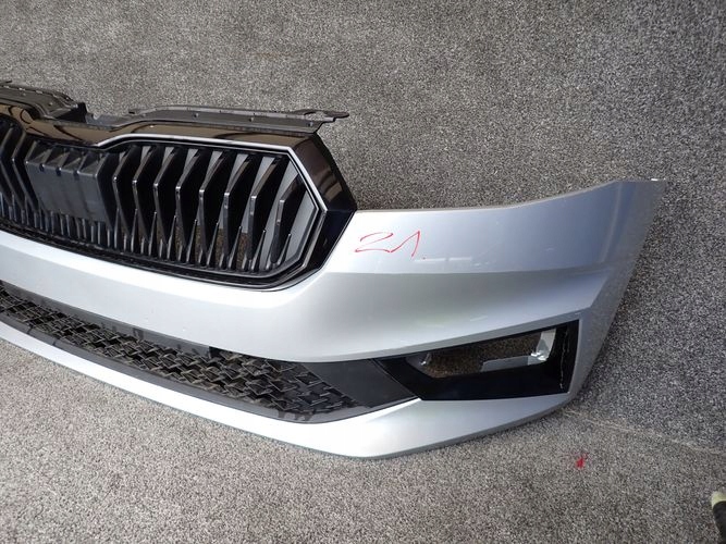 SKODA FABIA IV PREDNÝ NÁRAZNÍK NASÁVANIA VZDUCHU