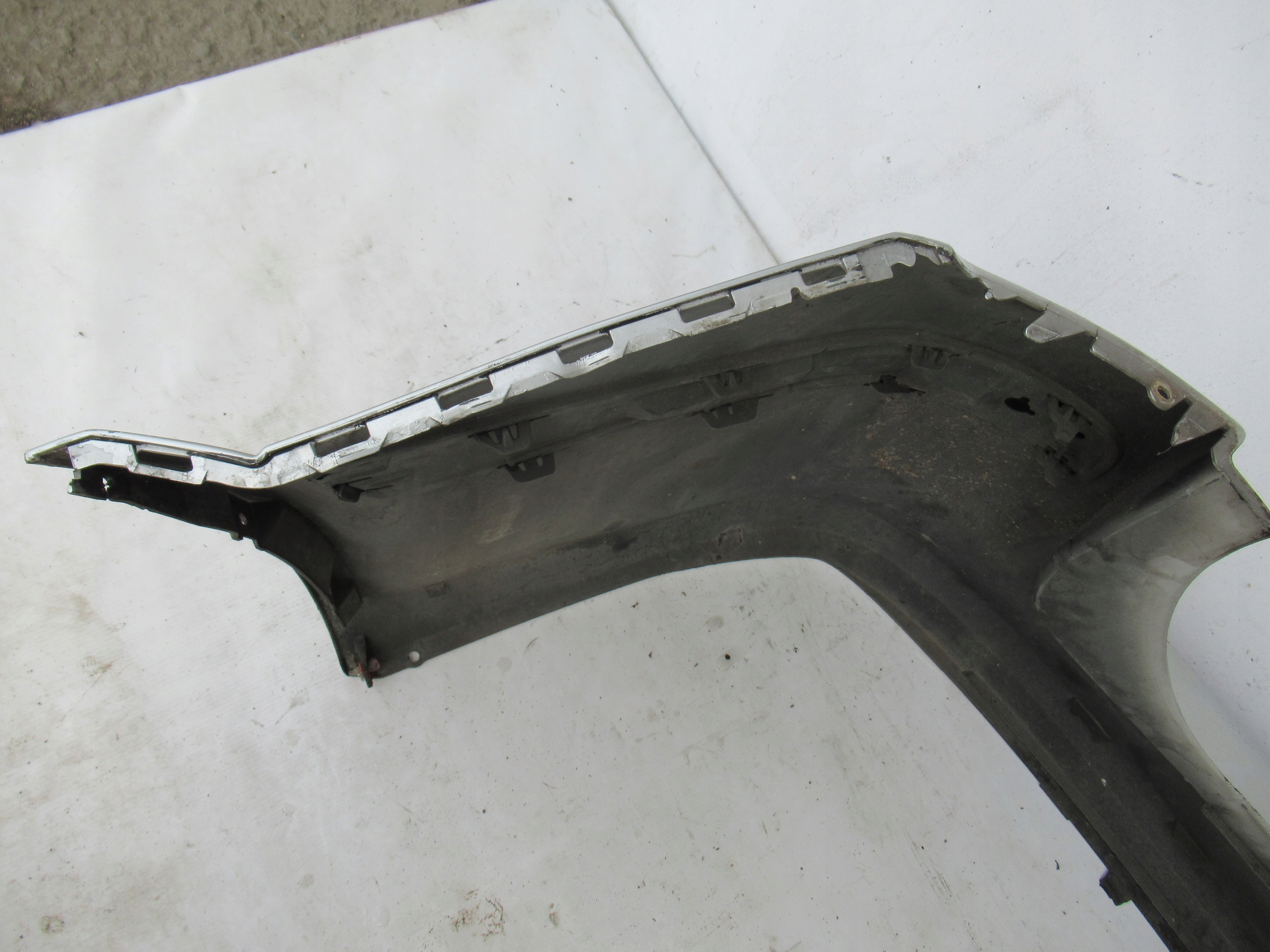 ZADNÝ NÁRAZNÍK OPEL ASTRA H 3 III KOMBI